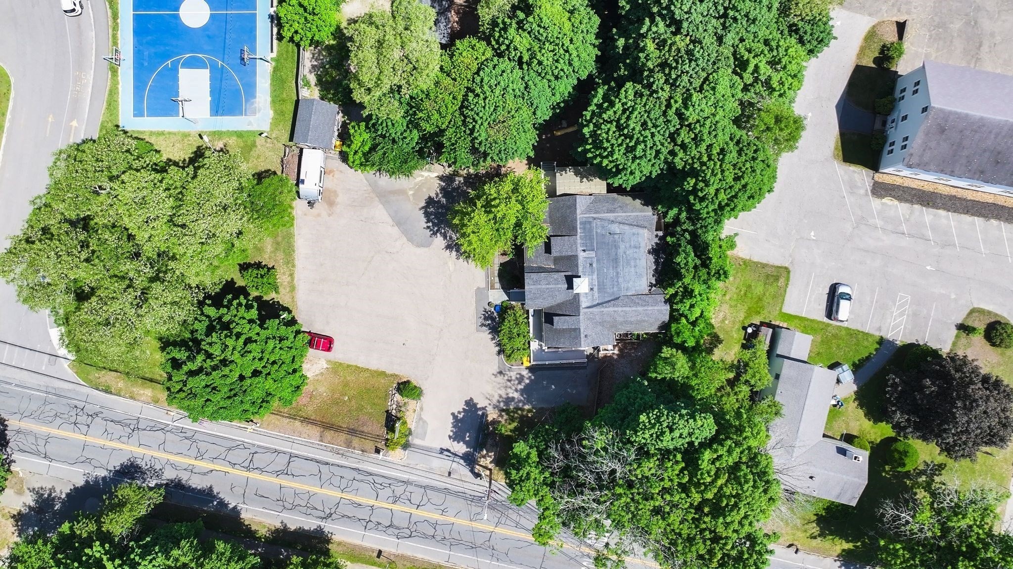 main property photo 38