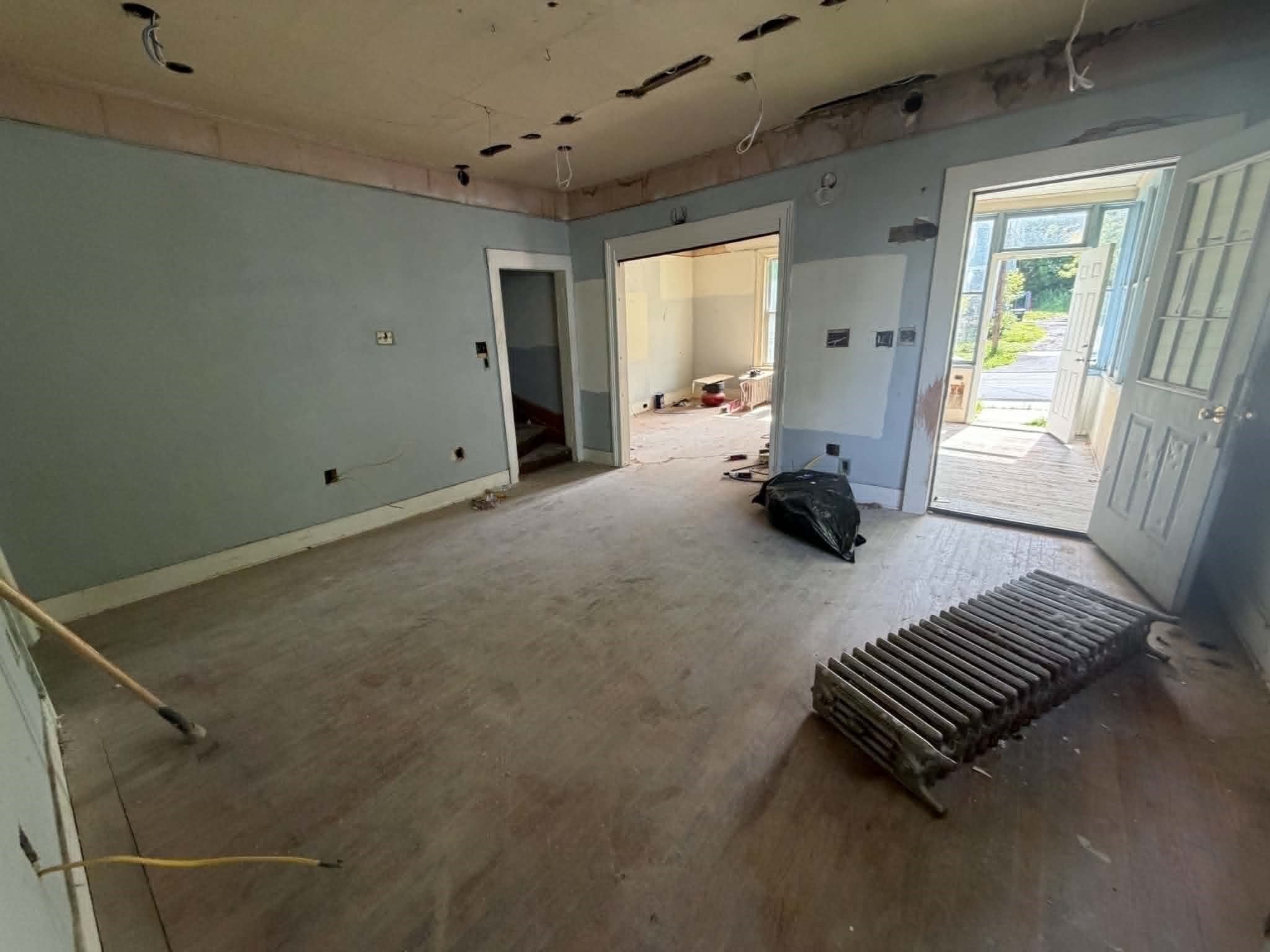 main property photo 9