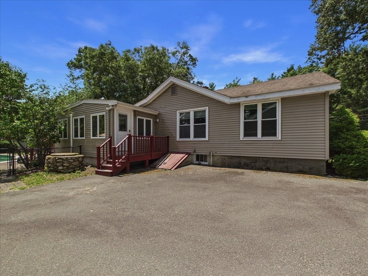 main property photo 31