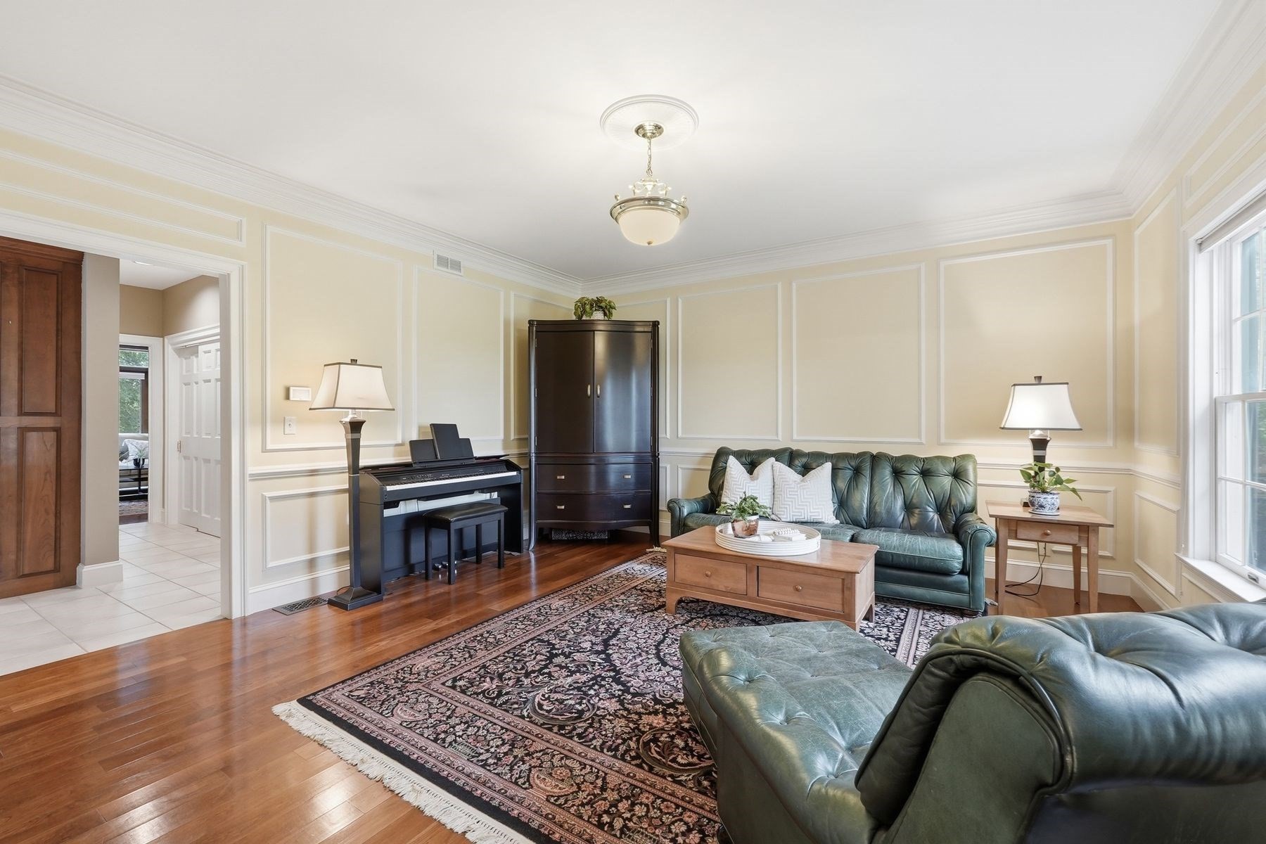 main property photo 3