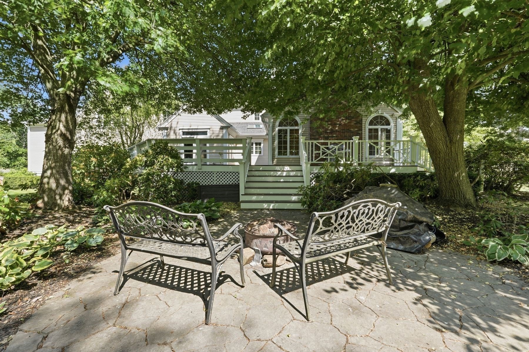 main property photo 40