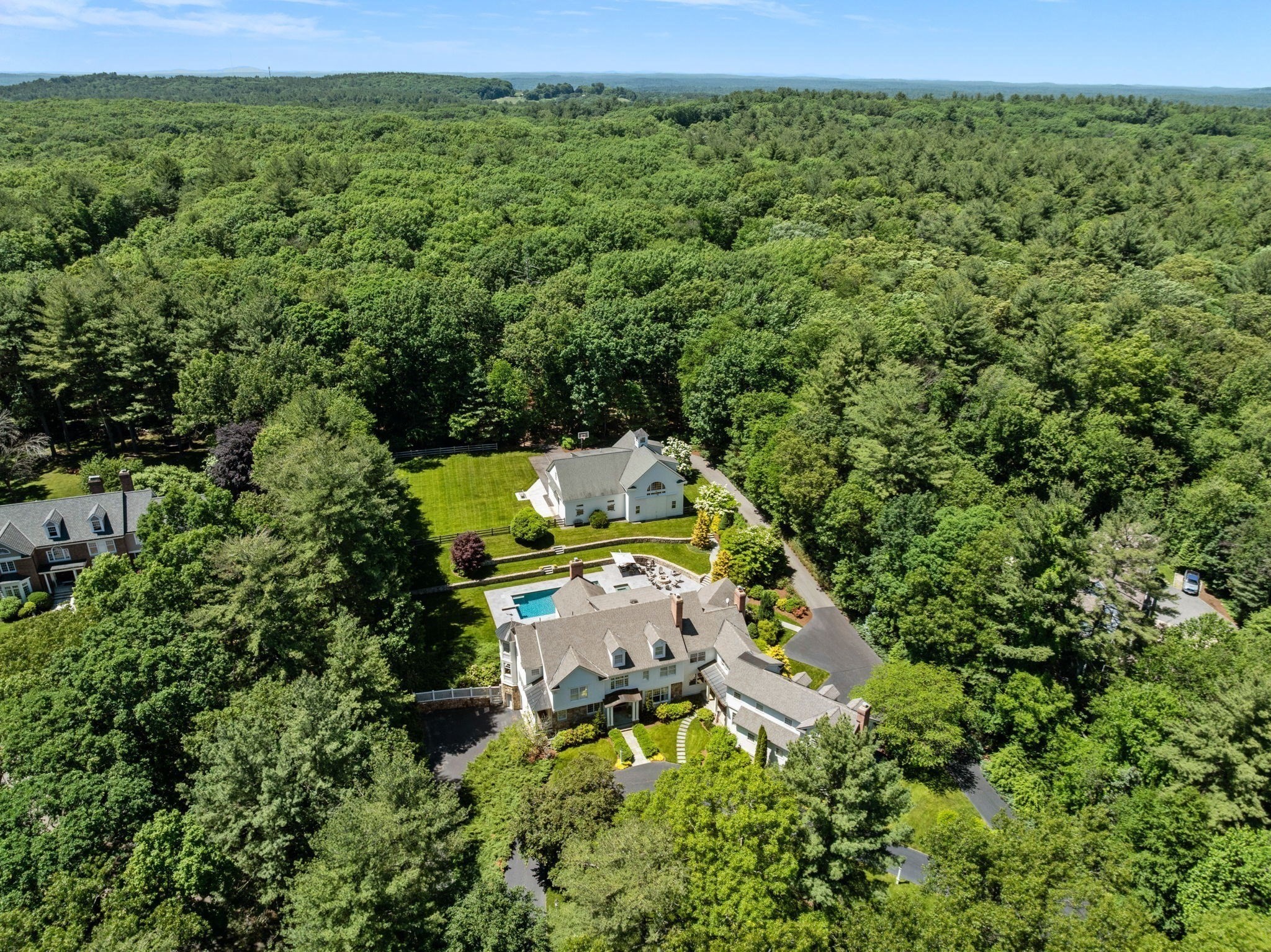 main property photo 36