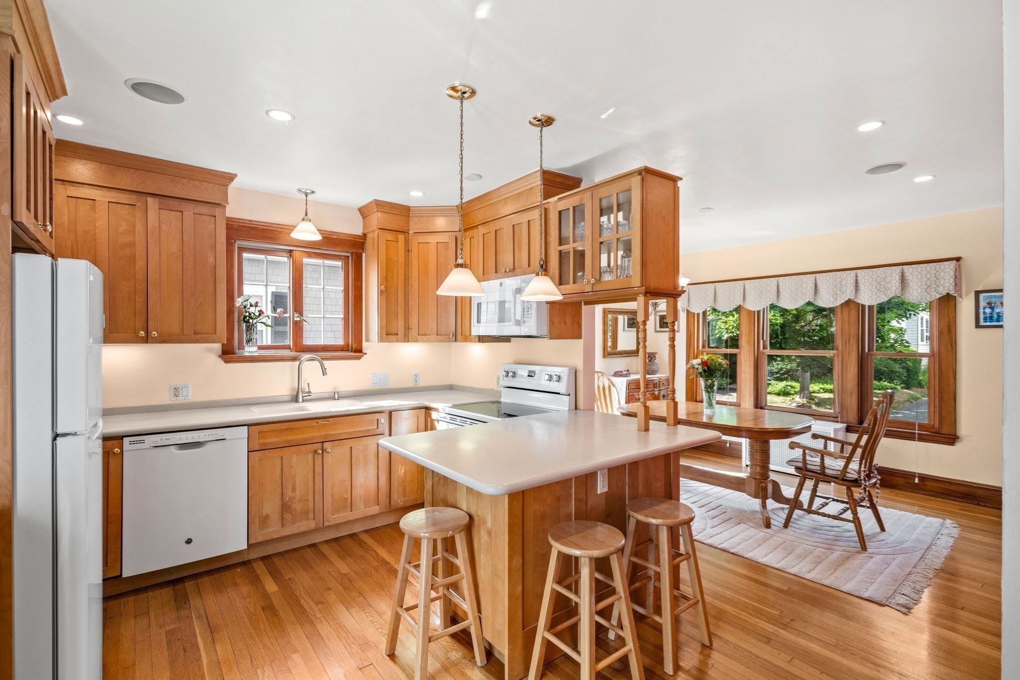 main property photo 16
