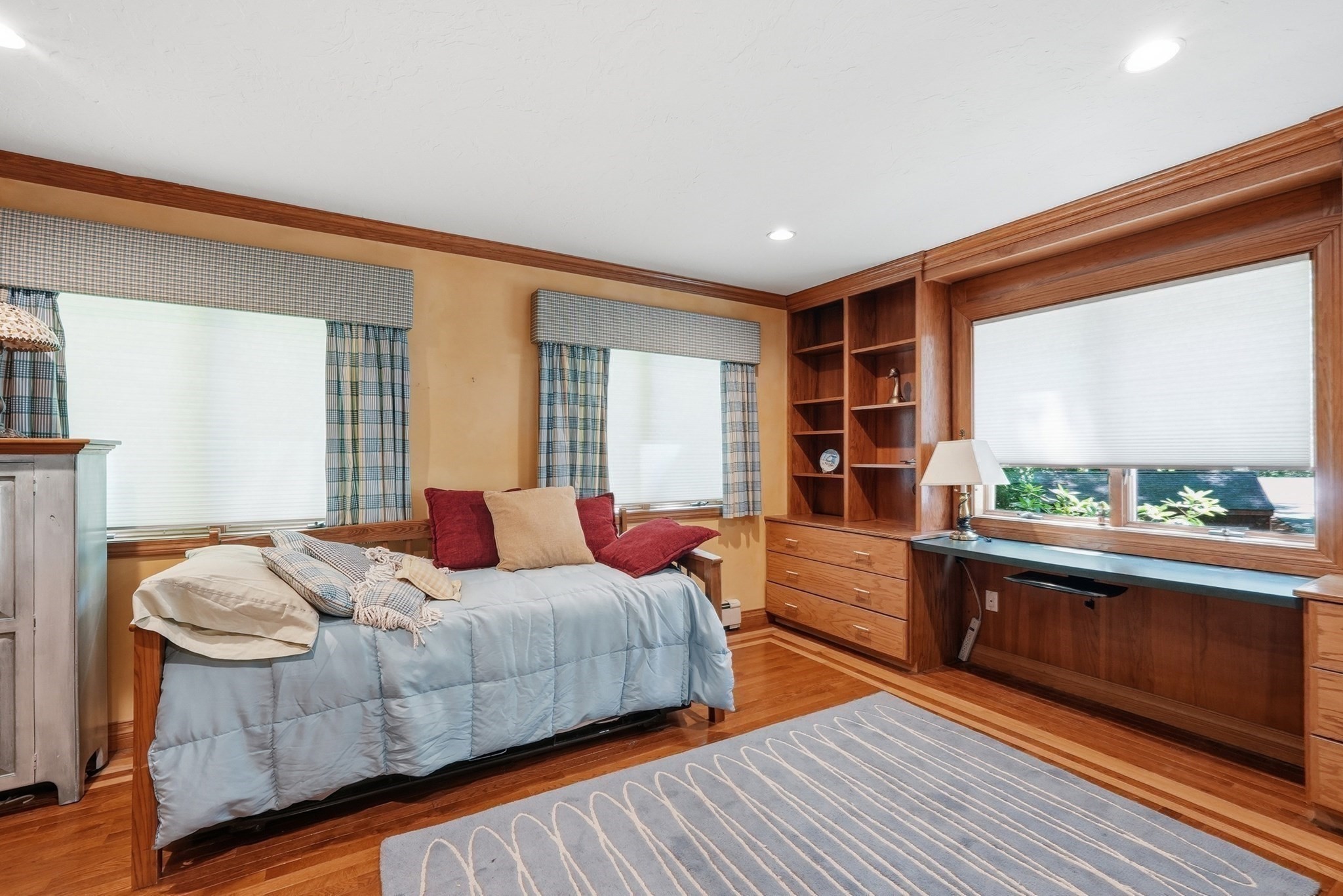 main property photo 19