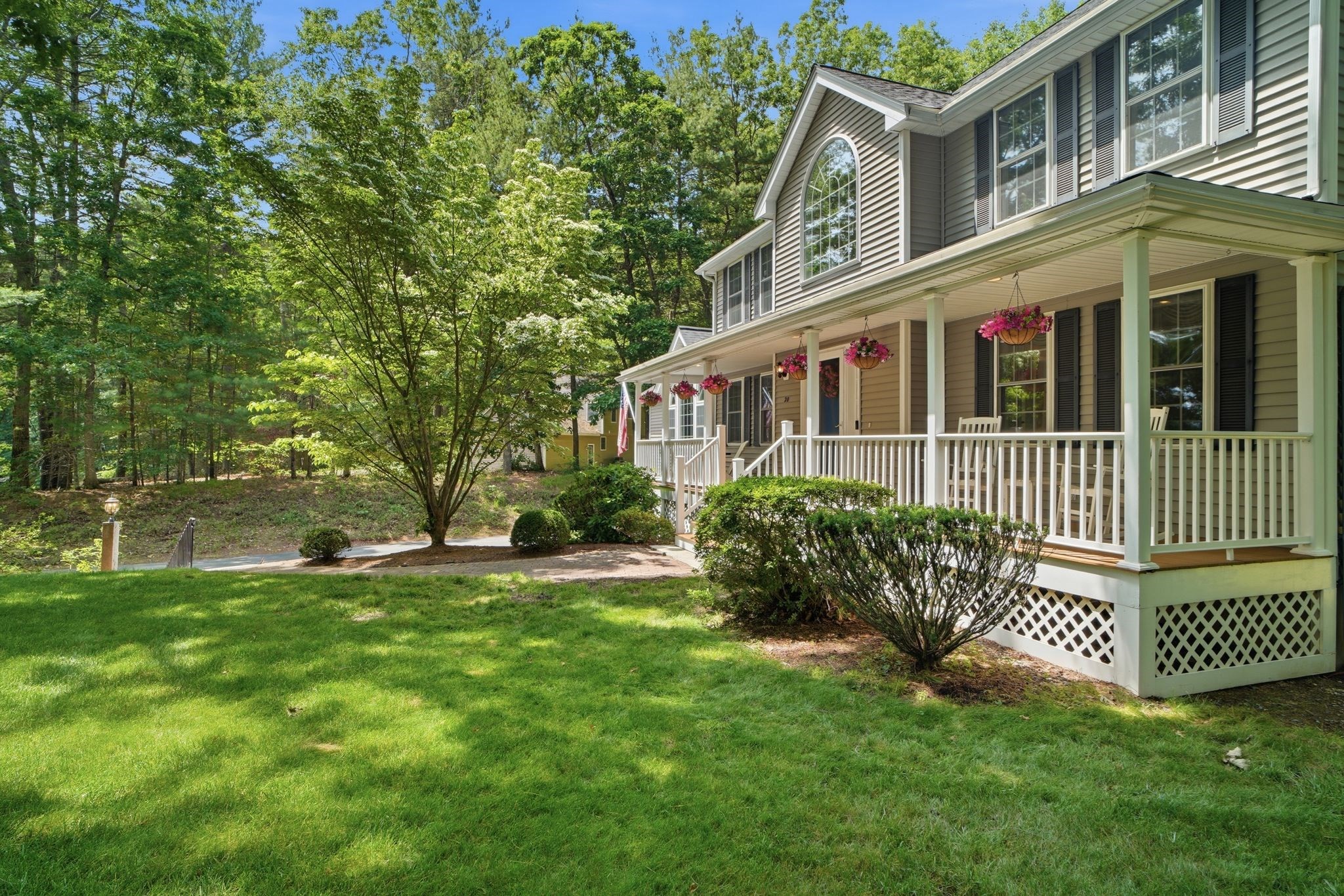 main property photo 13