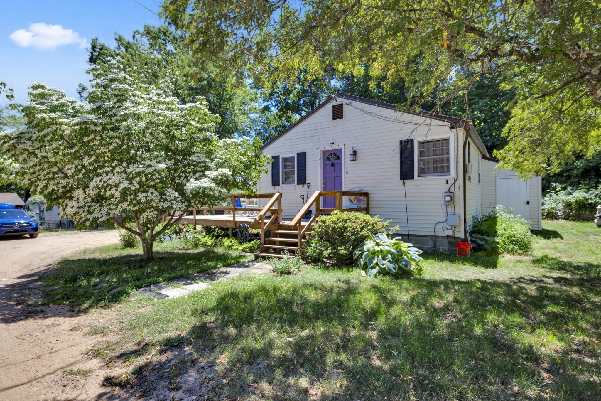 main property photo 11