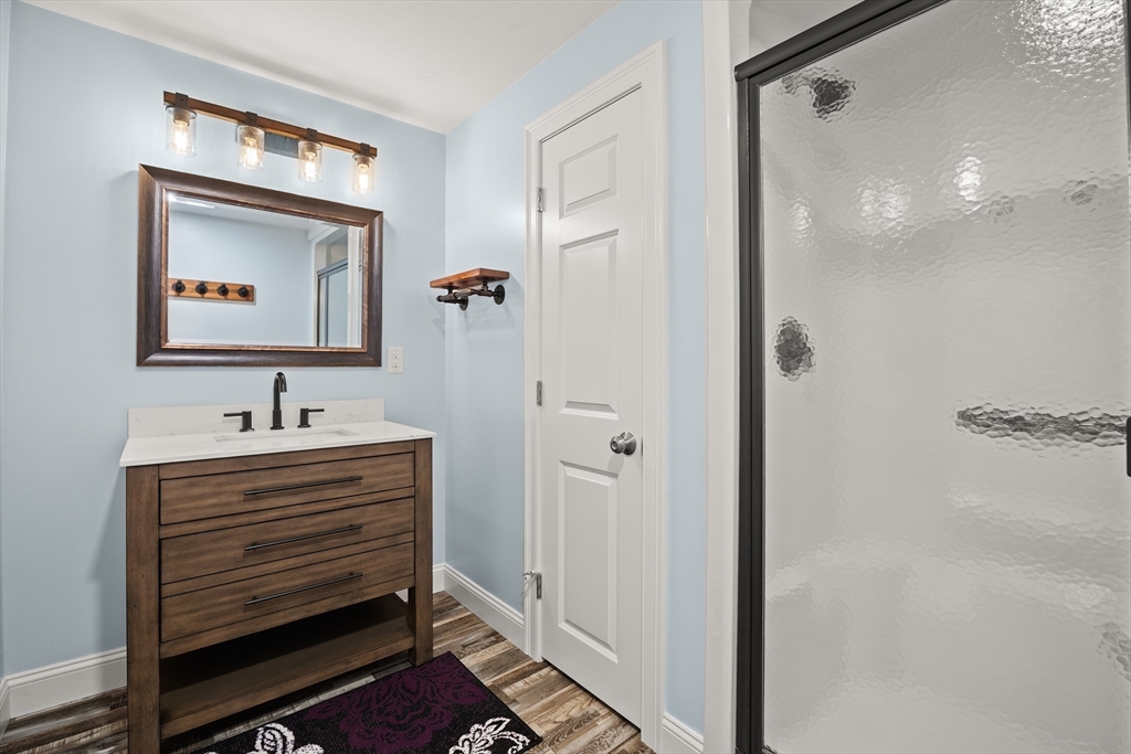 property viewer photo 40