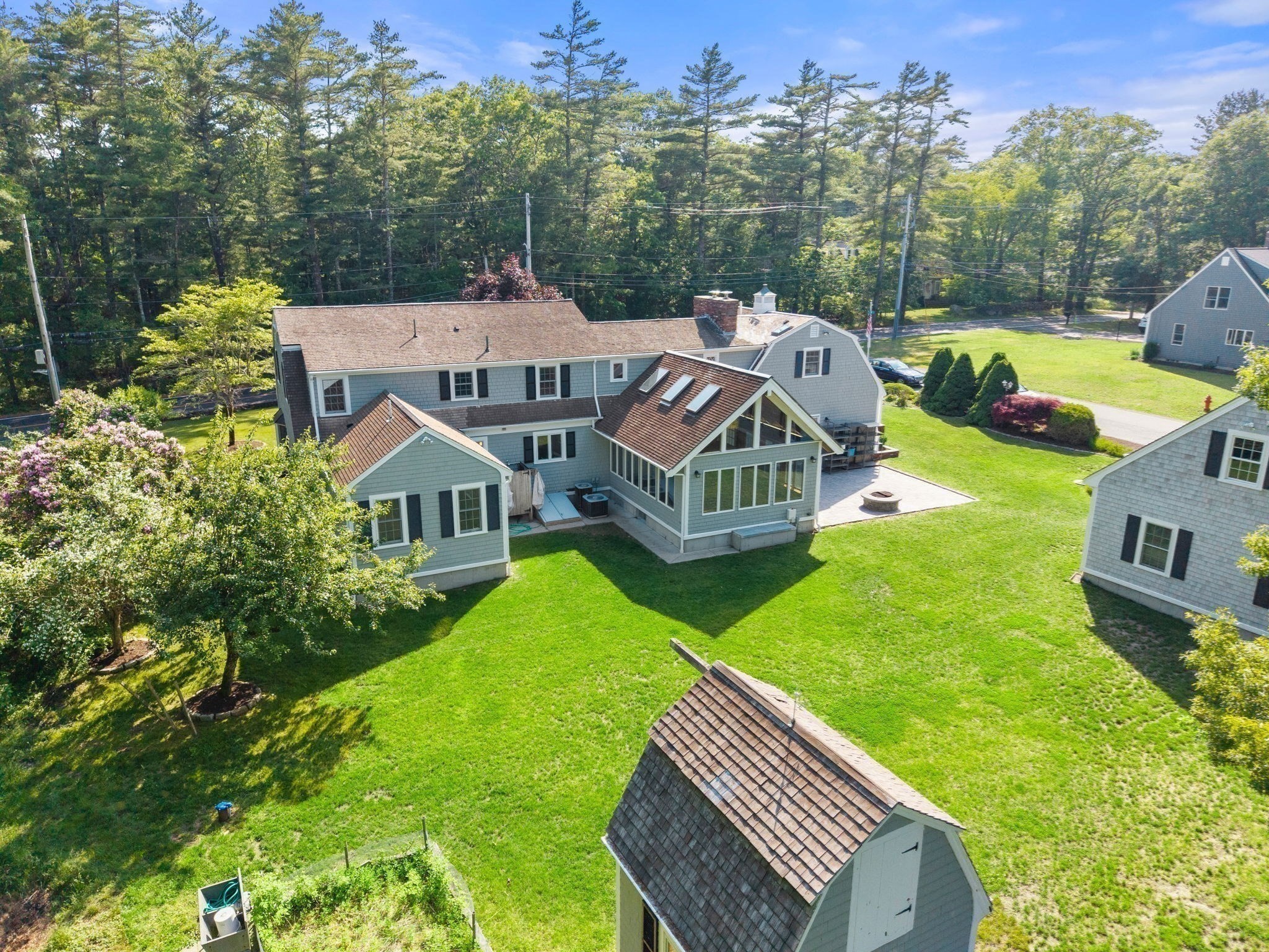 main property photo 39