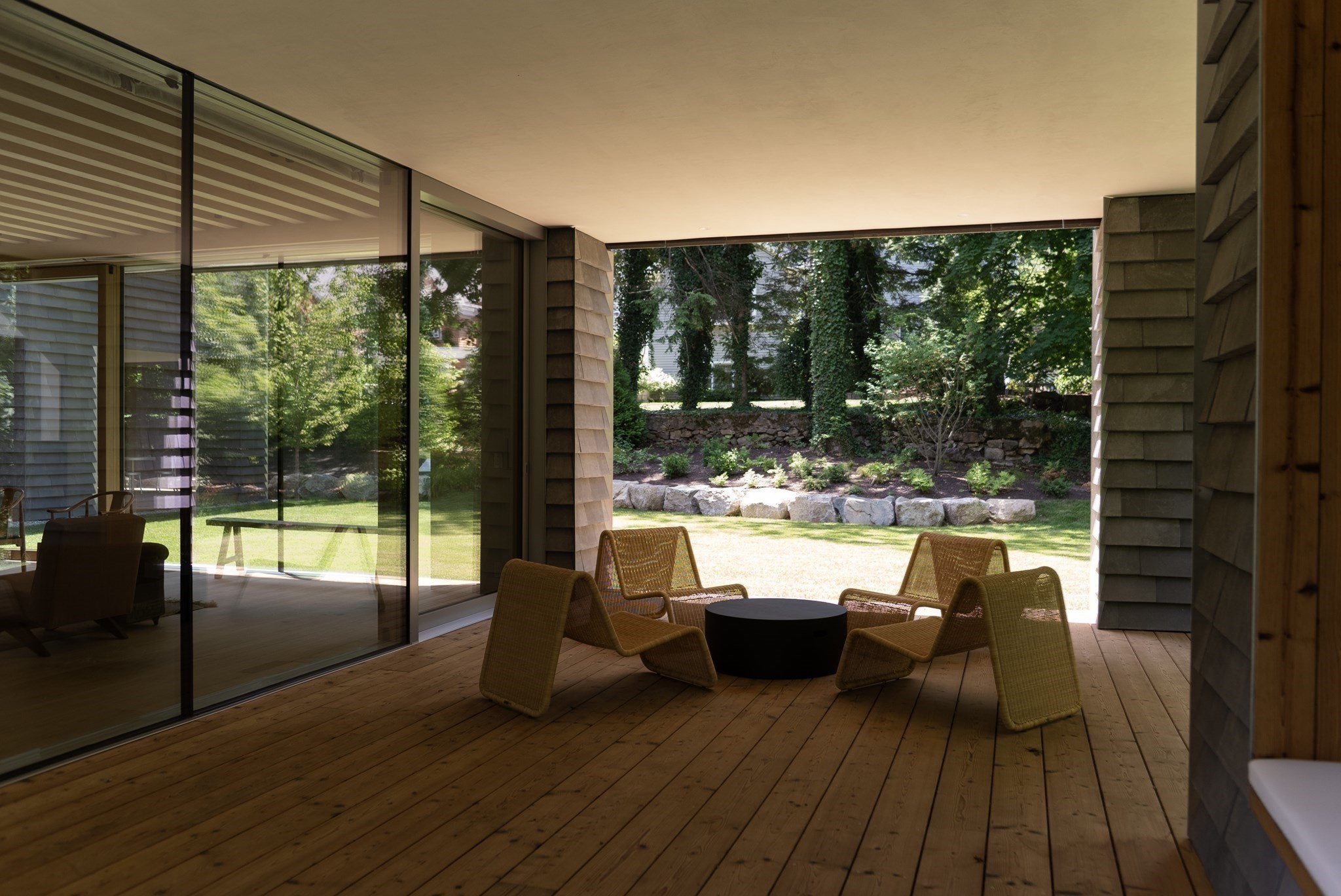 main property photo 32