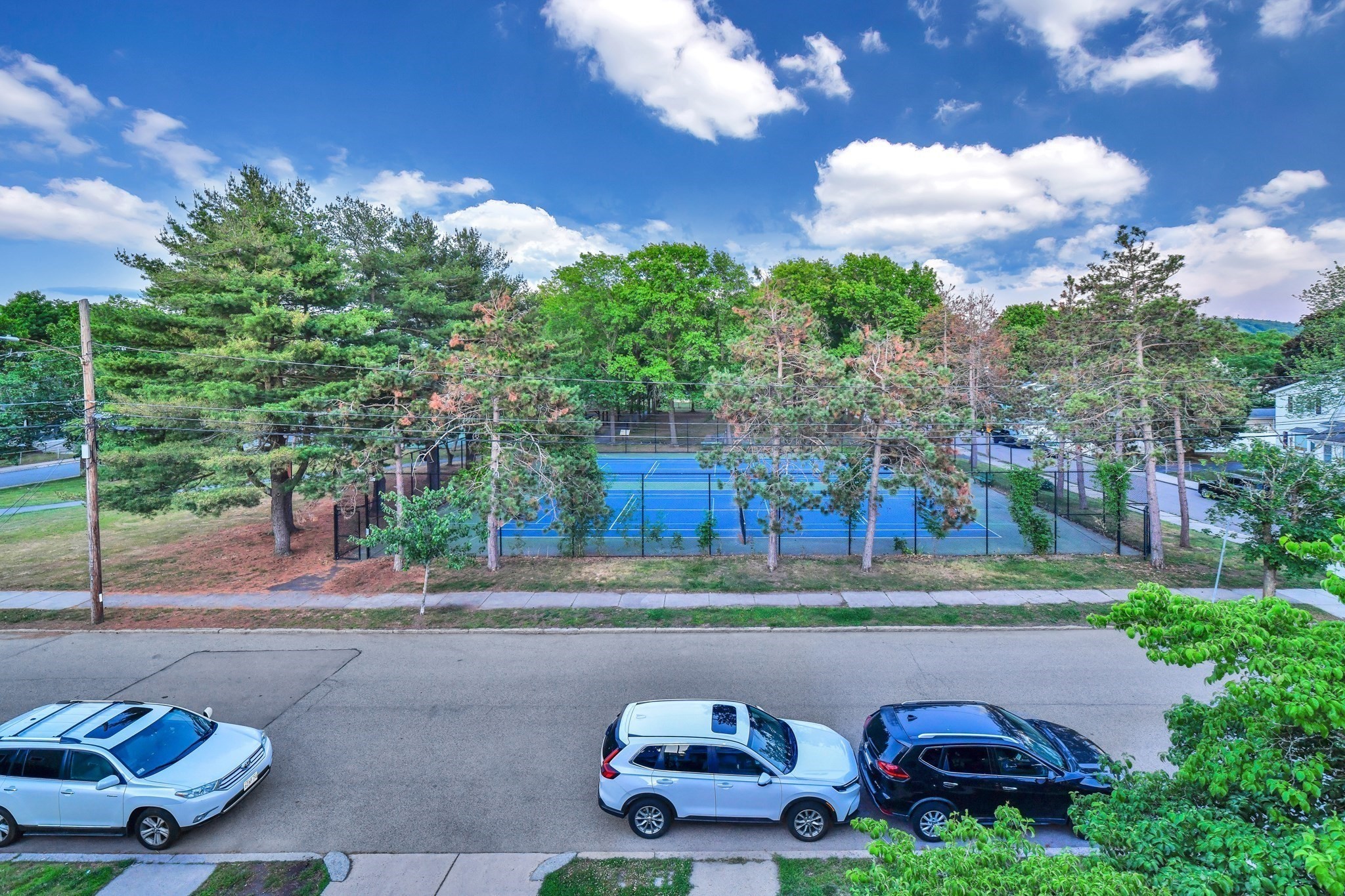 main property photo 32