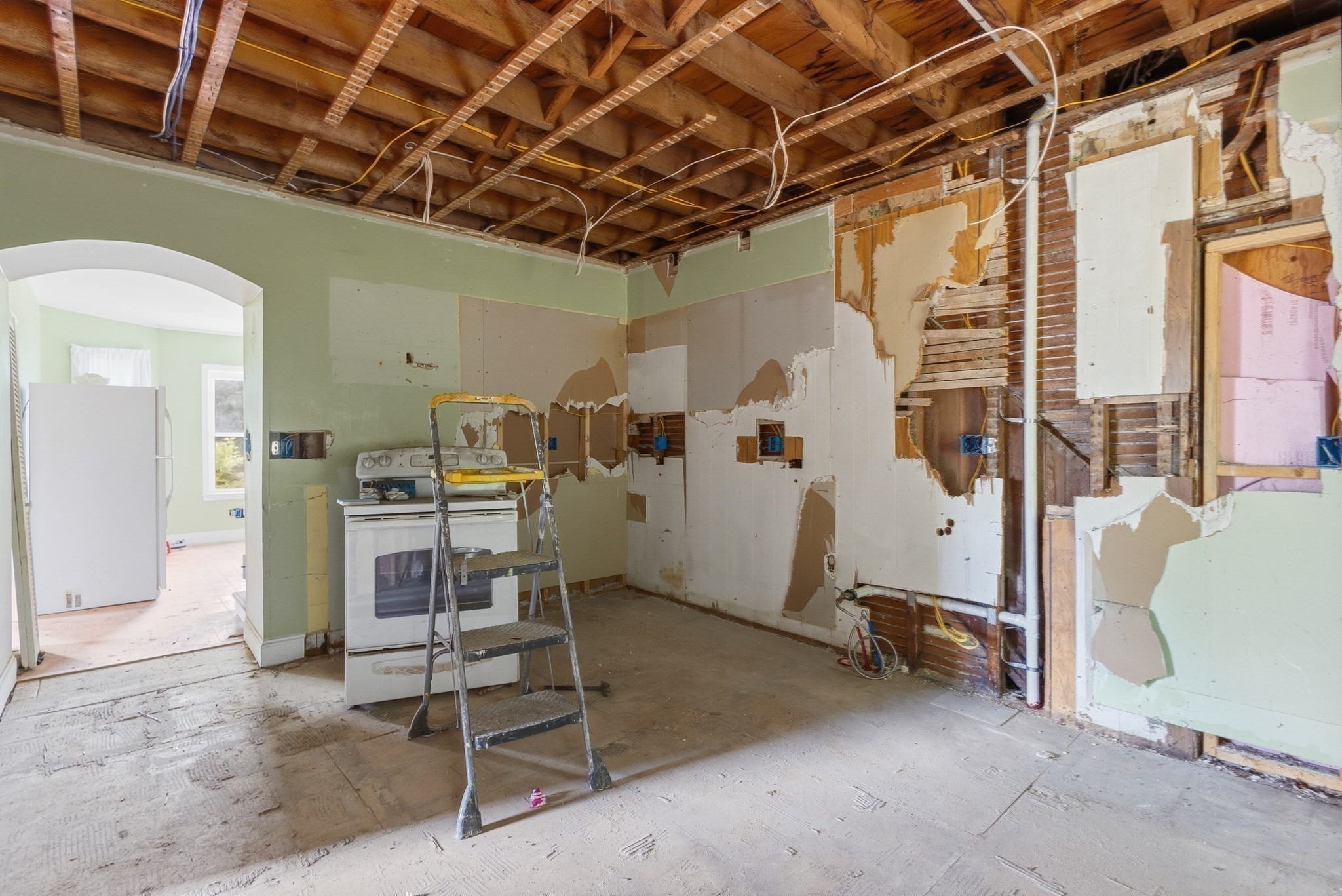 main property photo 33