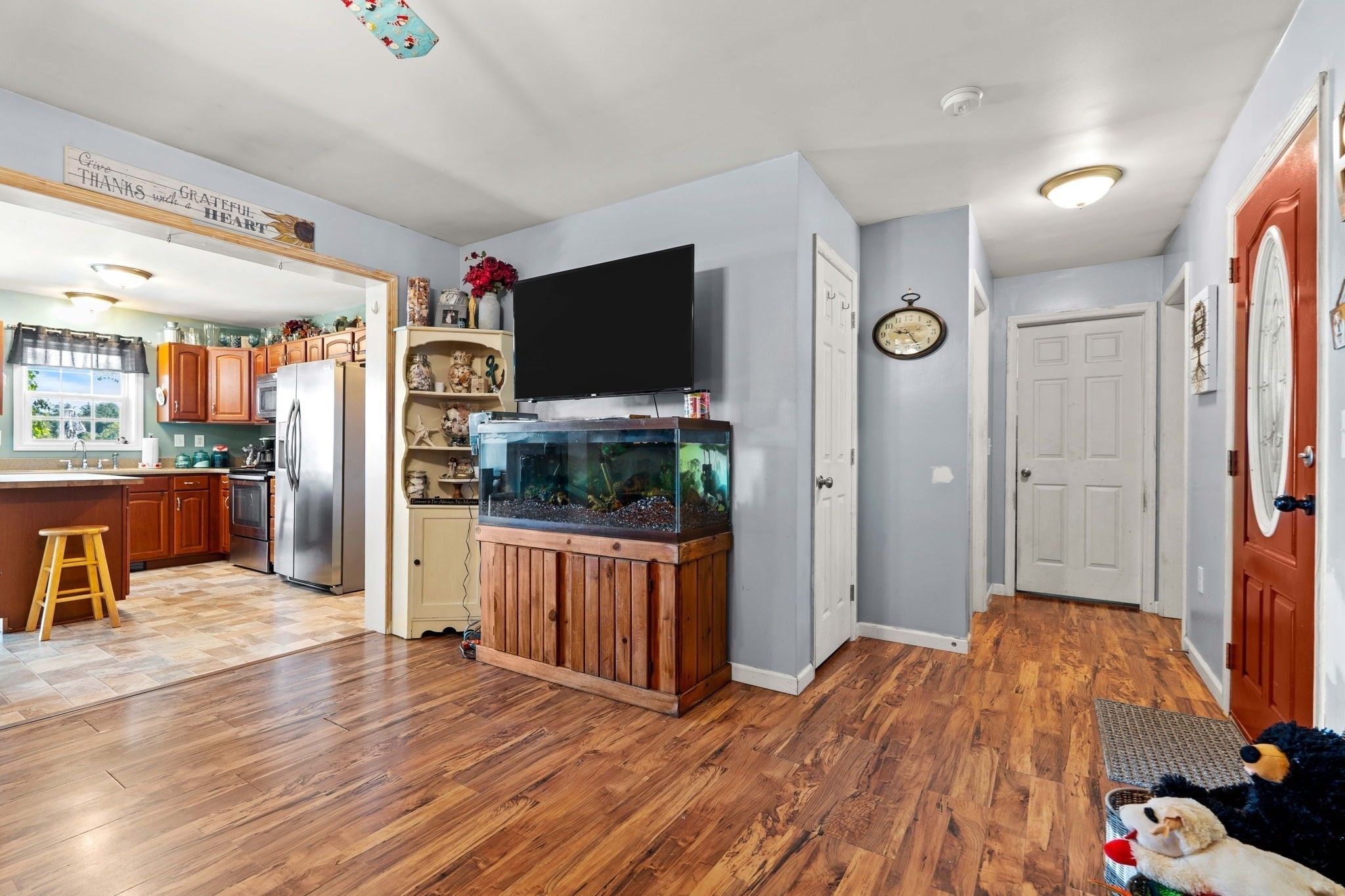 main property photo 3