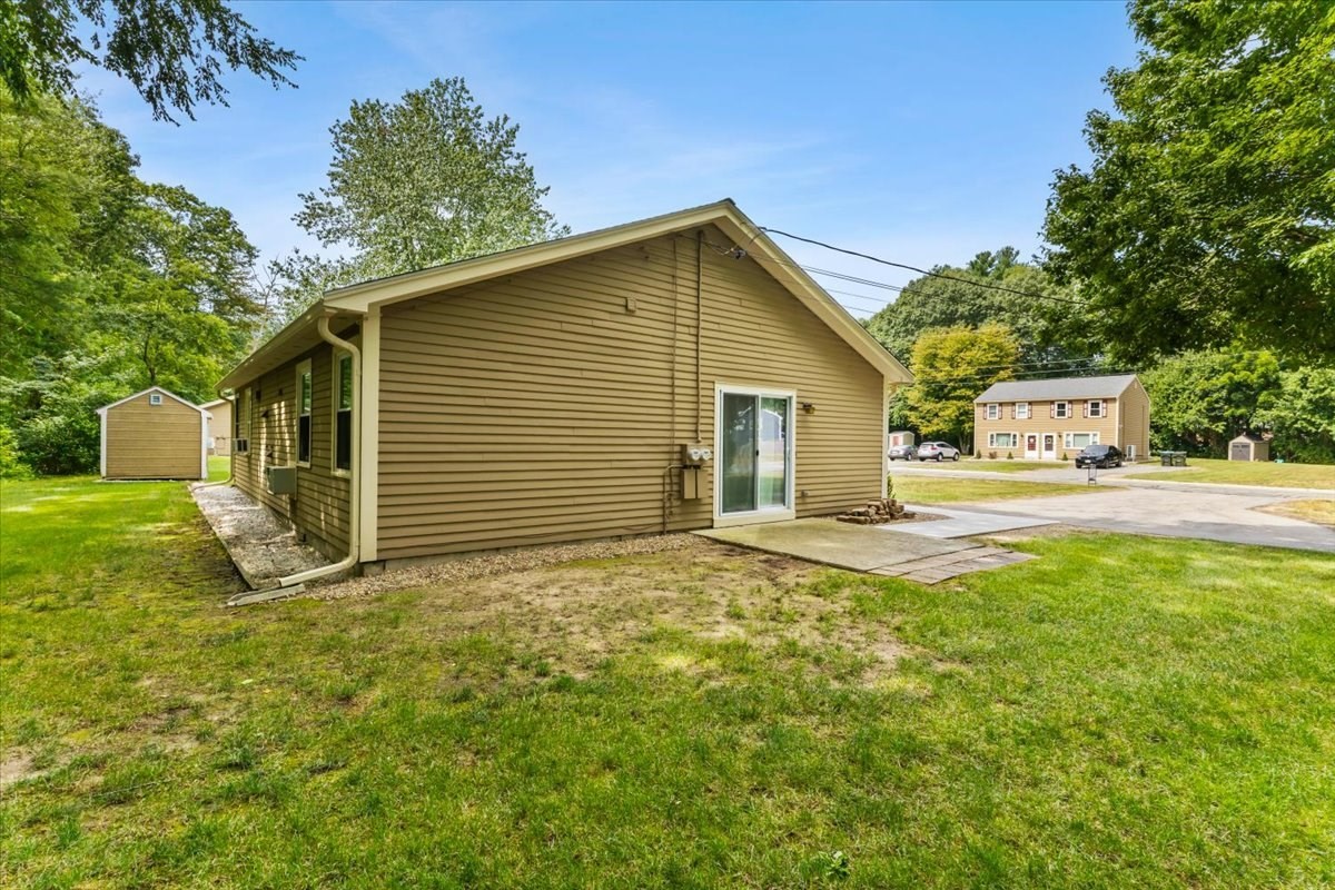 main property photo 5