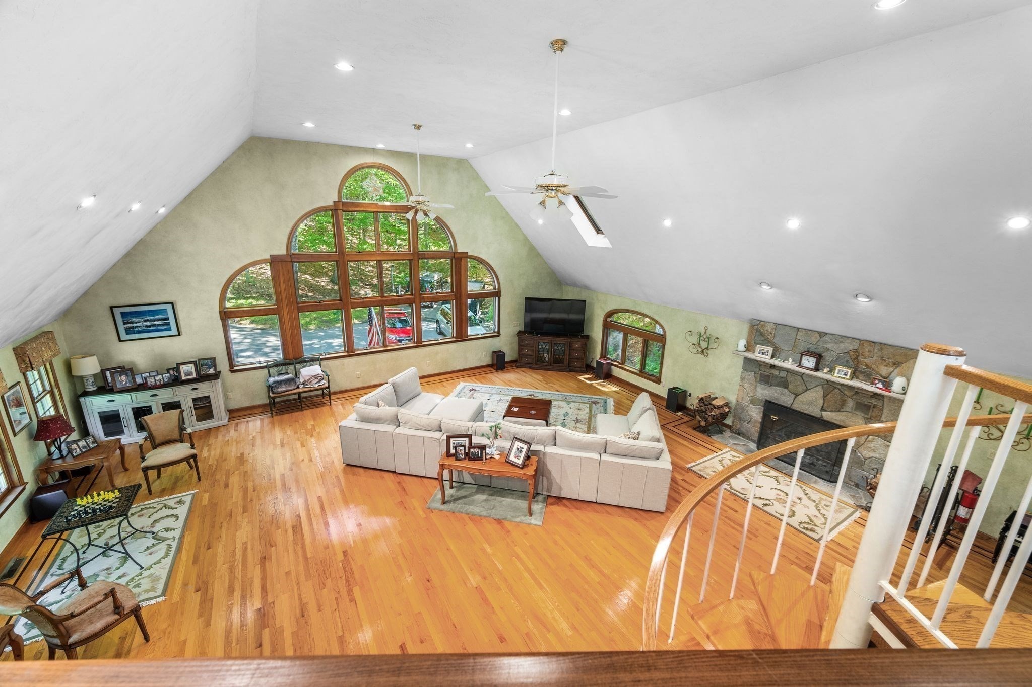 main property photo 8