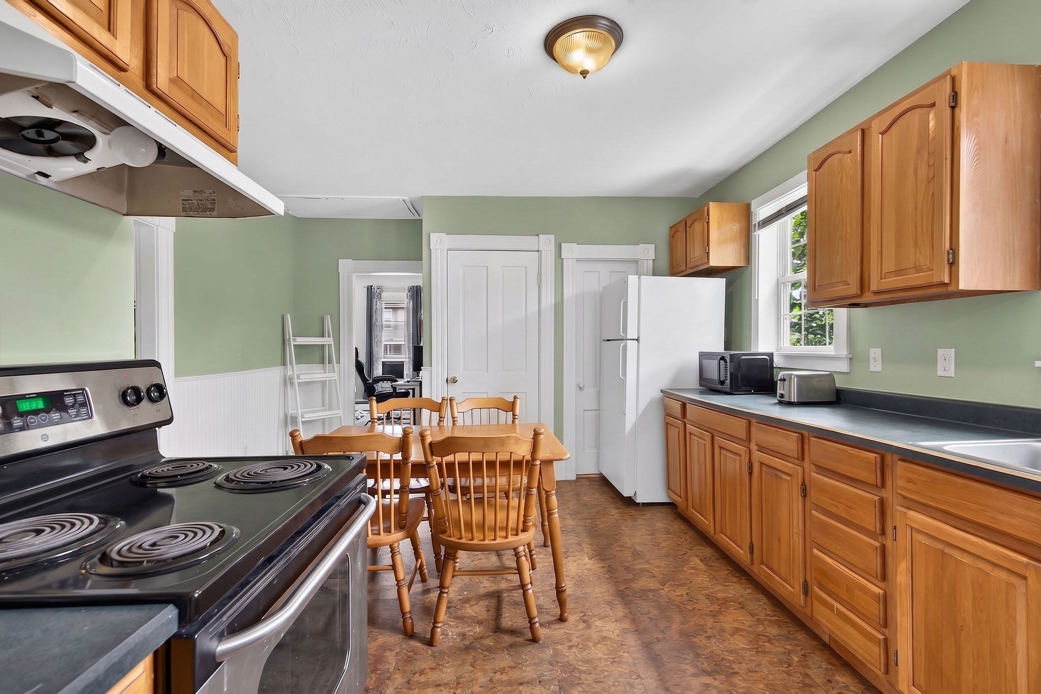 main property photo 15
