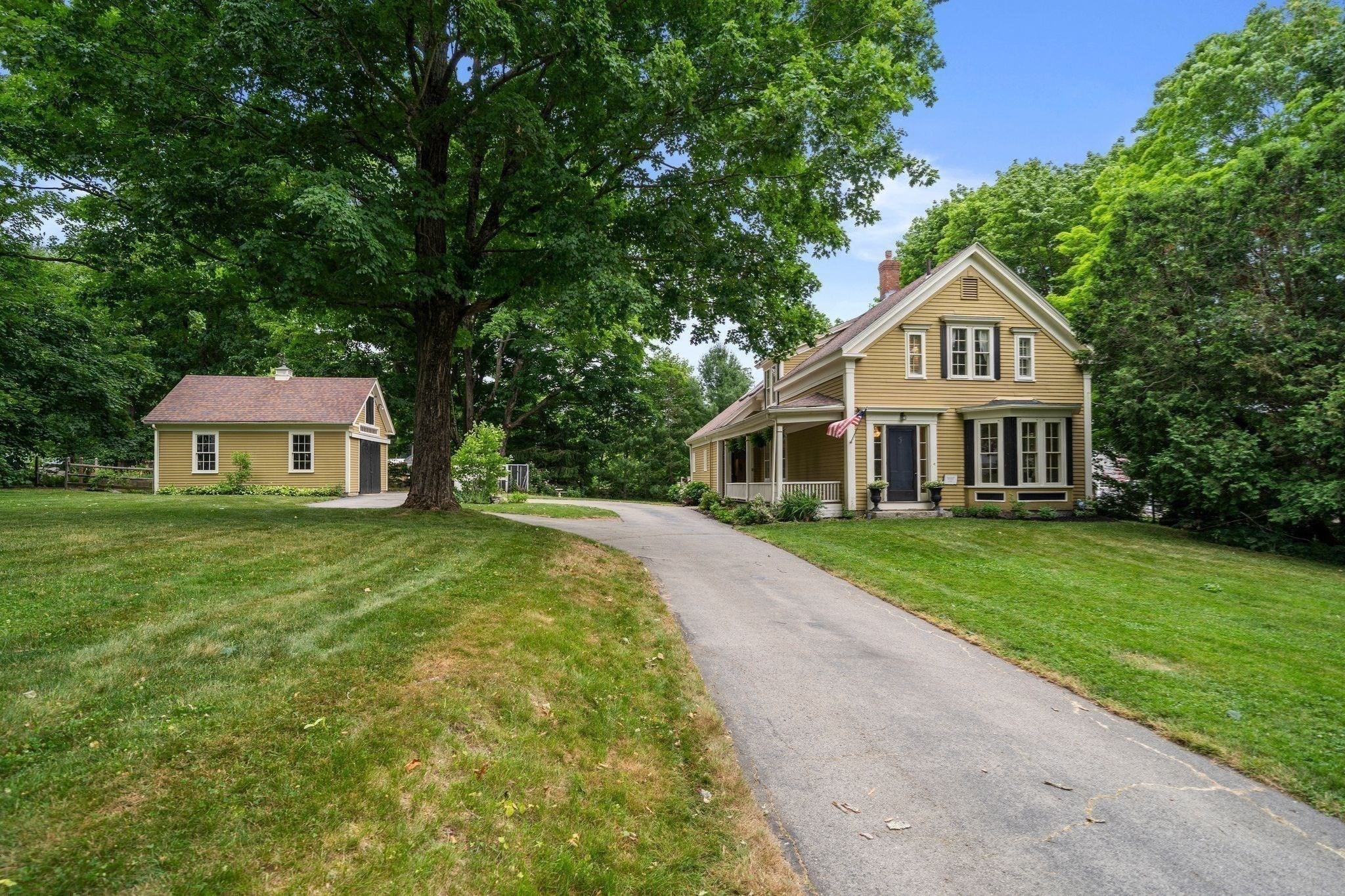 main property photo 35
