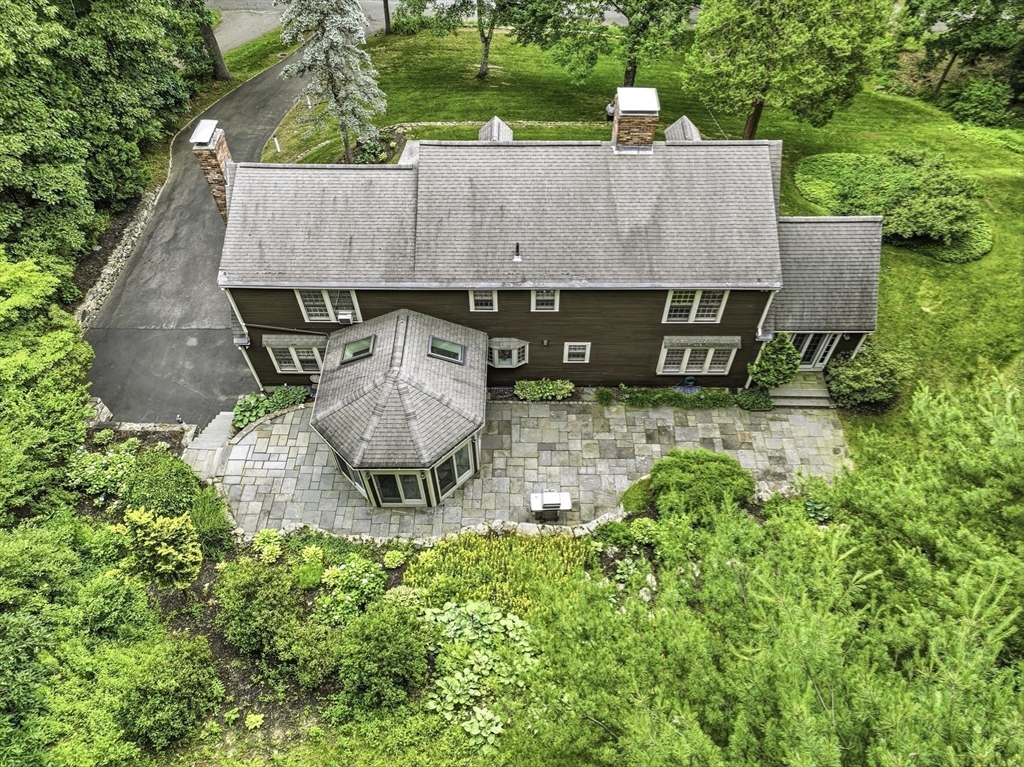 main property photo 41