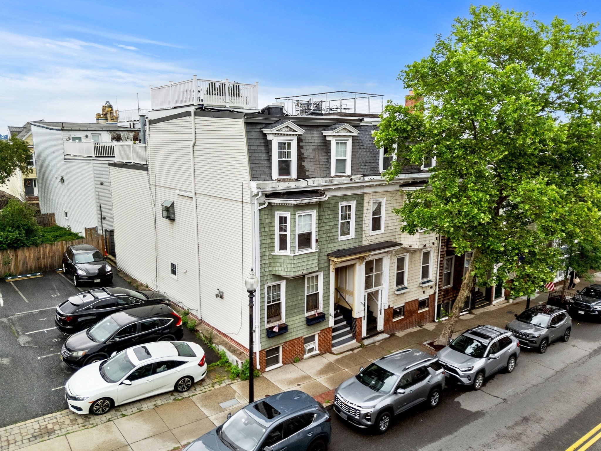 main property photo 35