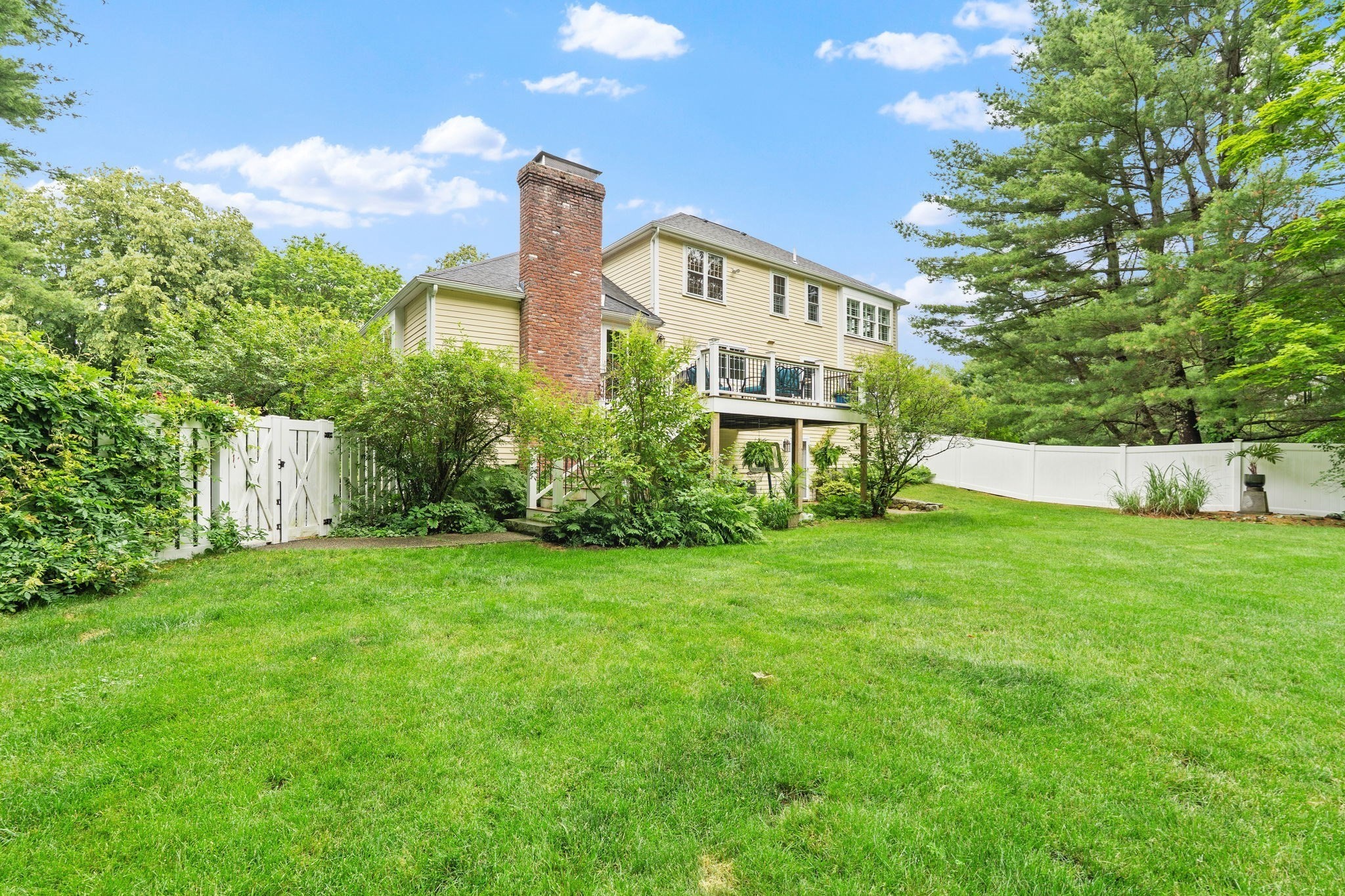 main property photo 41
