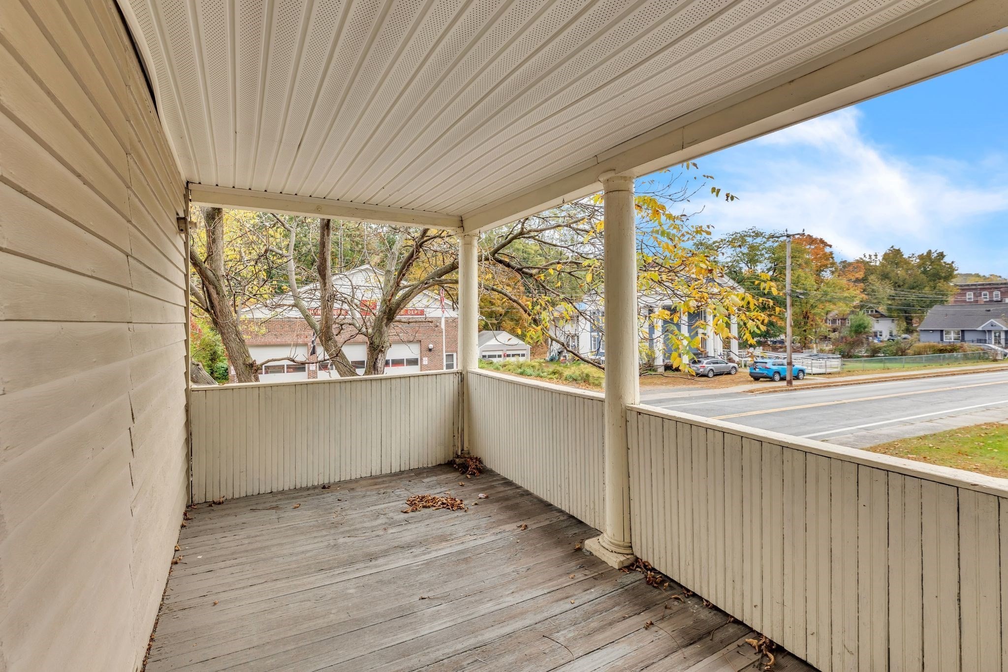 main property photo 32