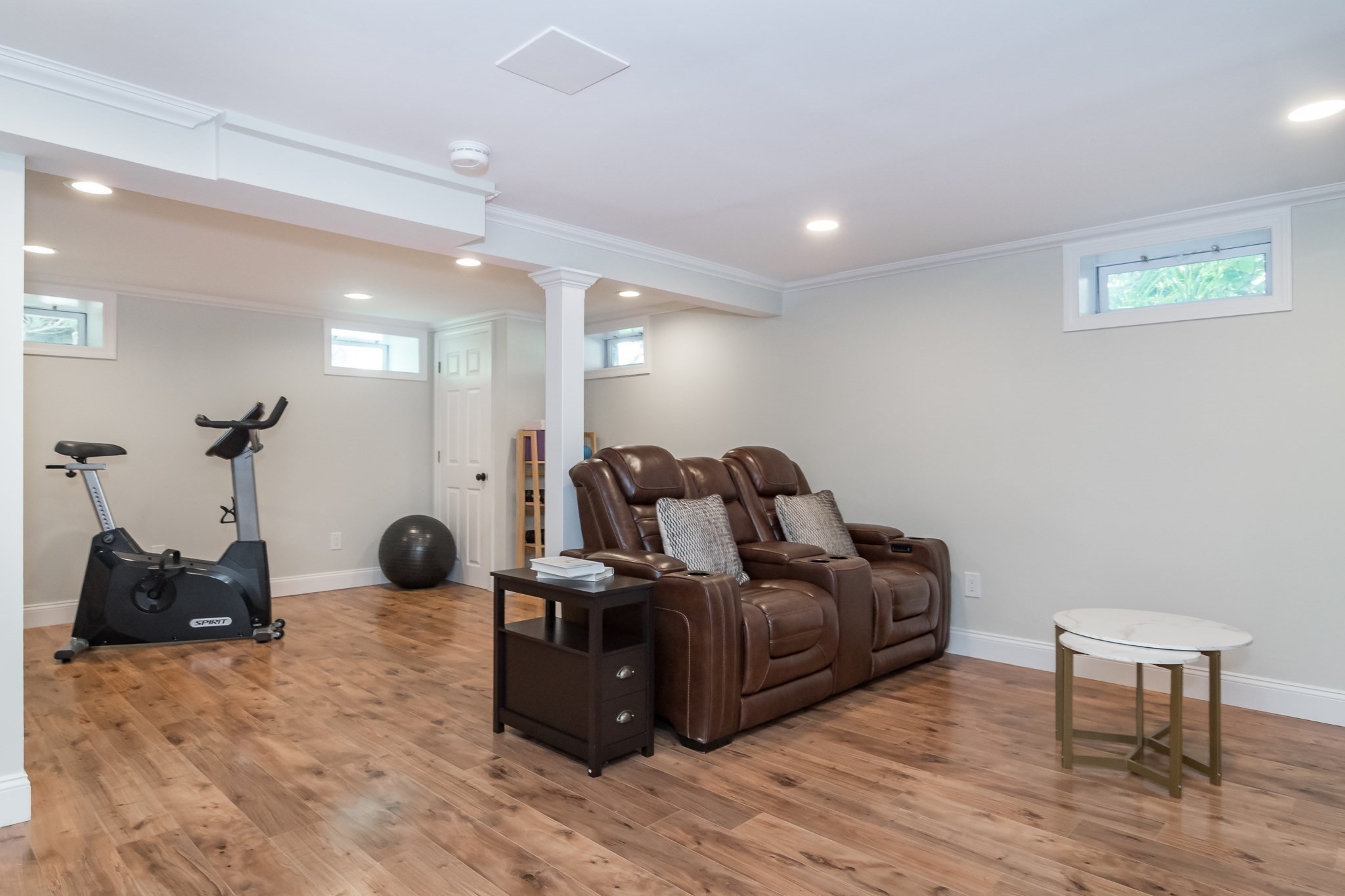 property viewer photo 11