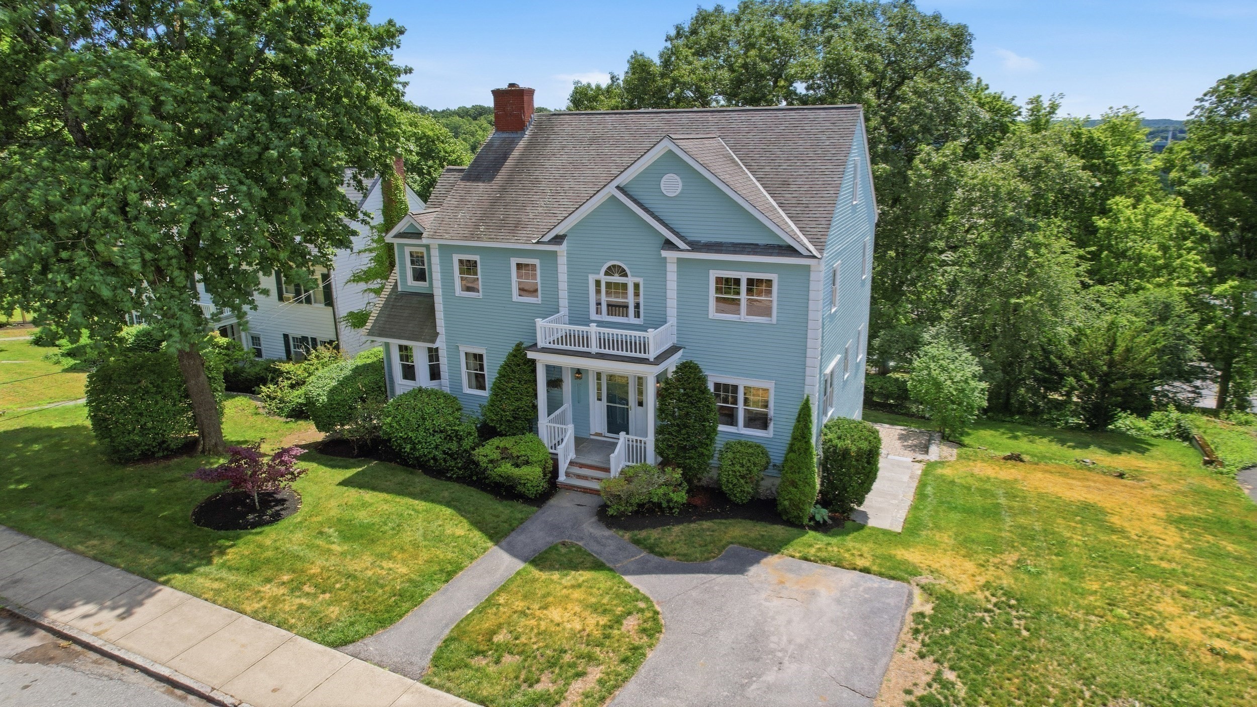 main property photo 29