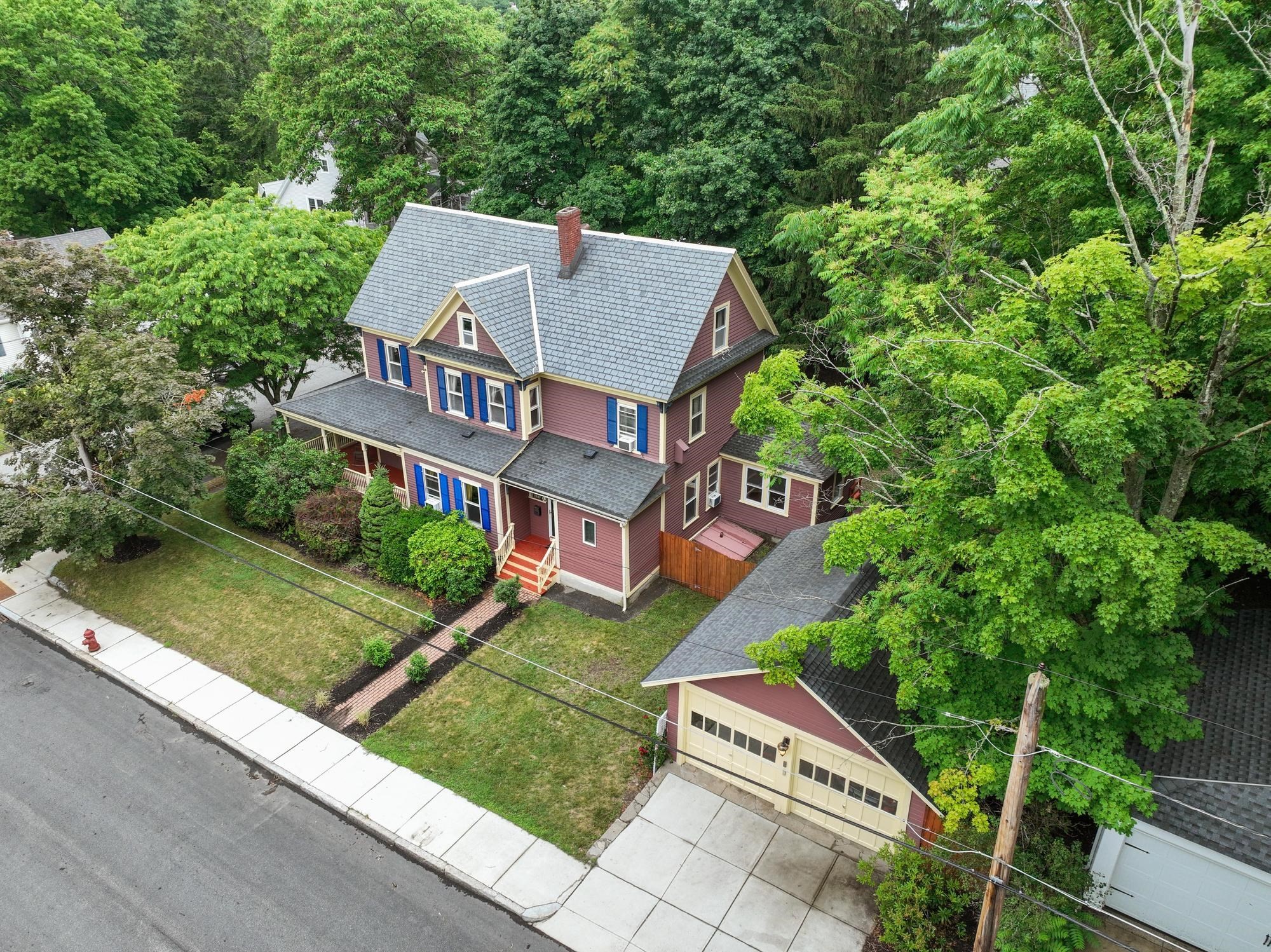 main property photo 36