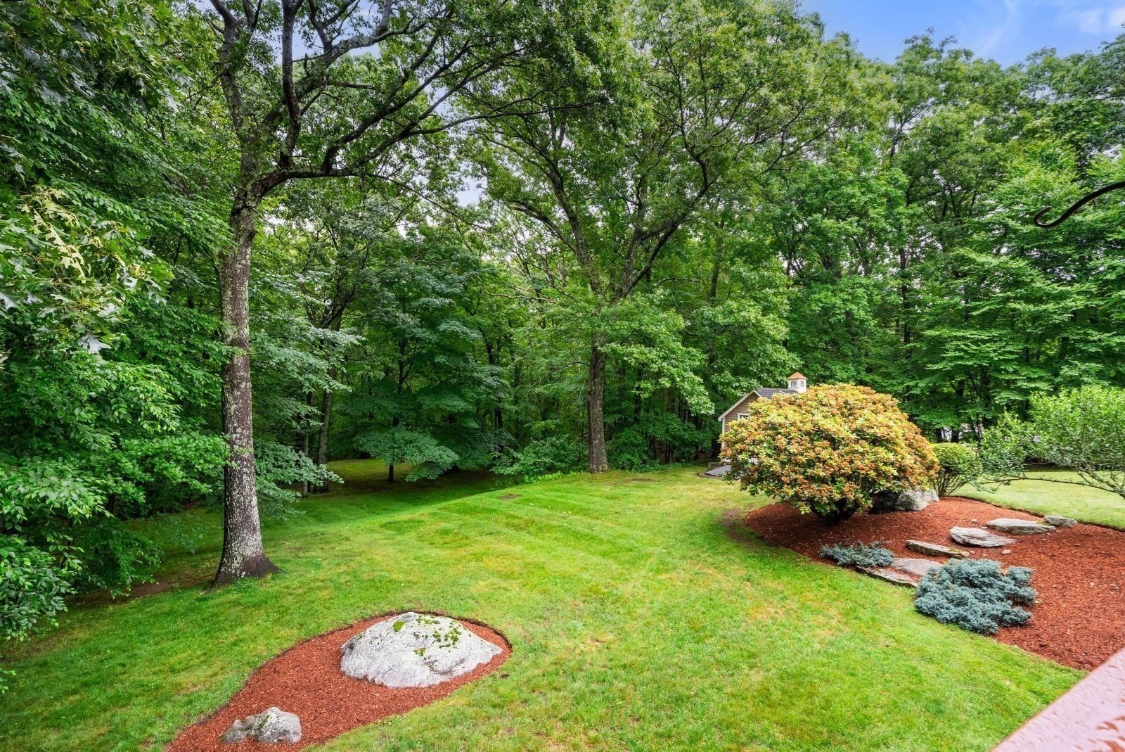 main property photo 29