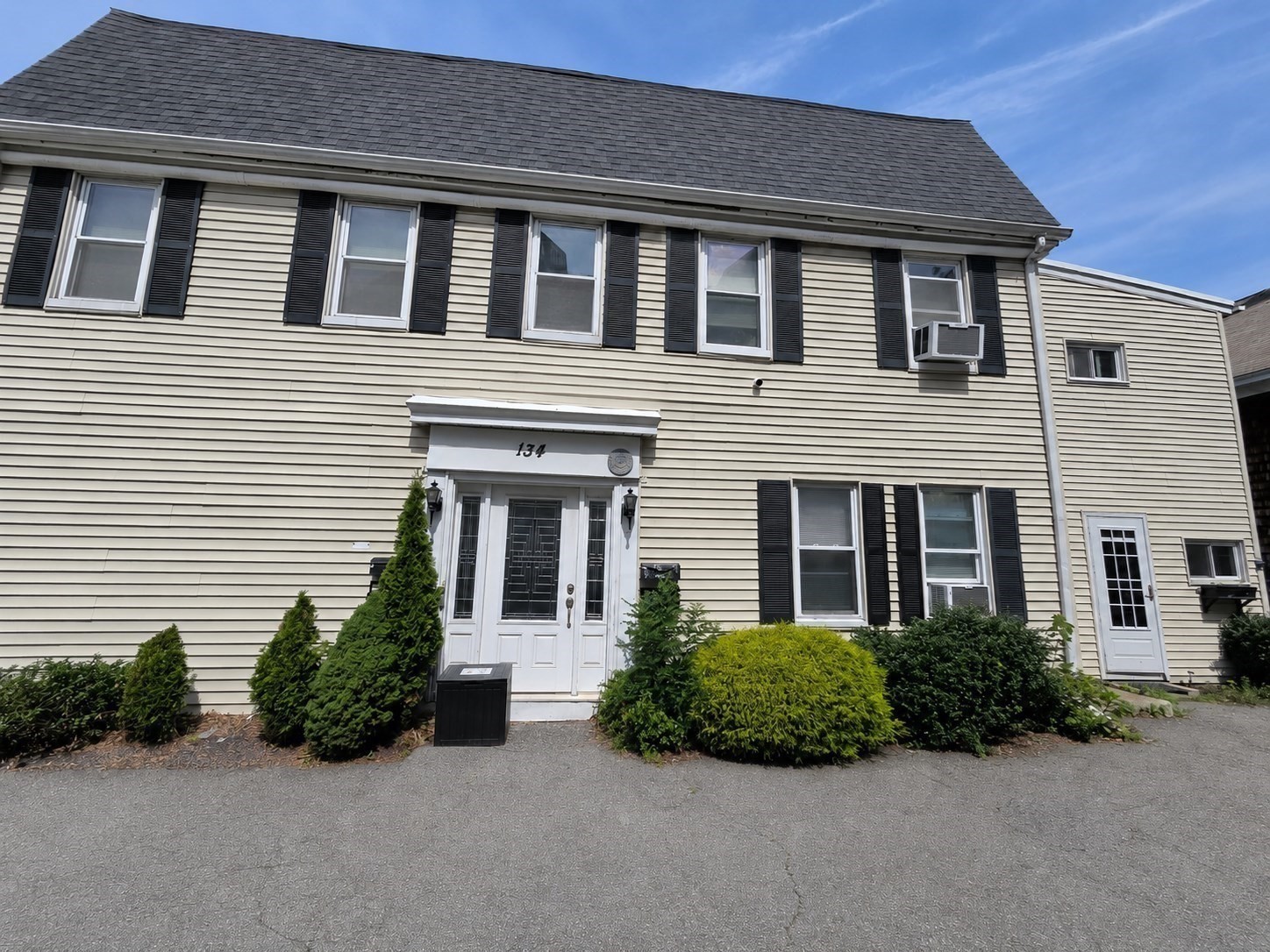 main property photo 13