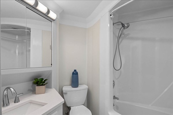 property viewer photo 17