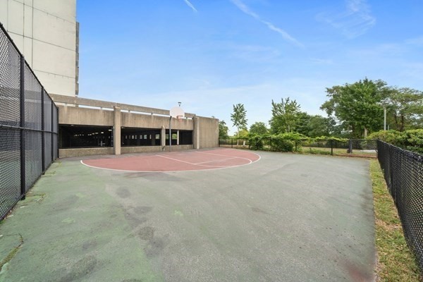 property viewer photo 36