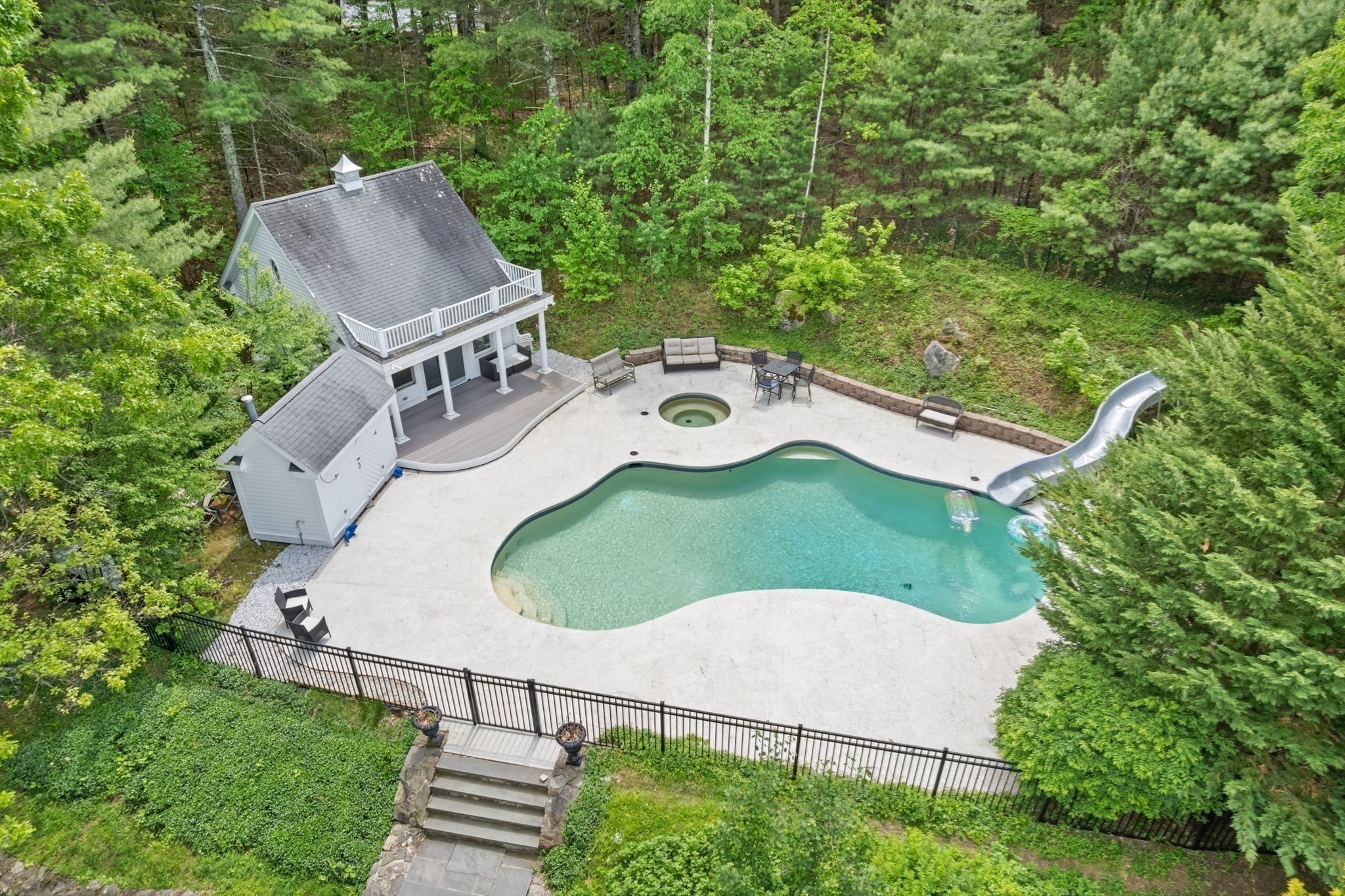 main property photo 22