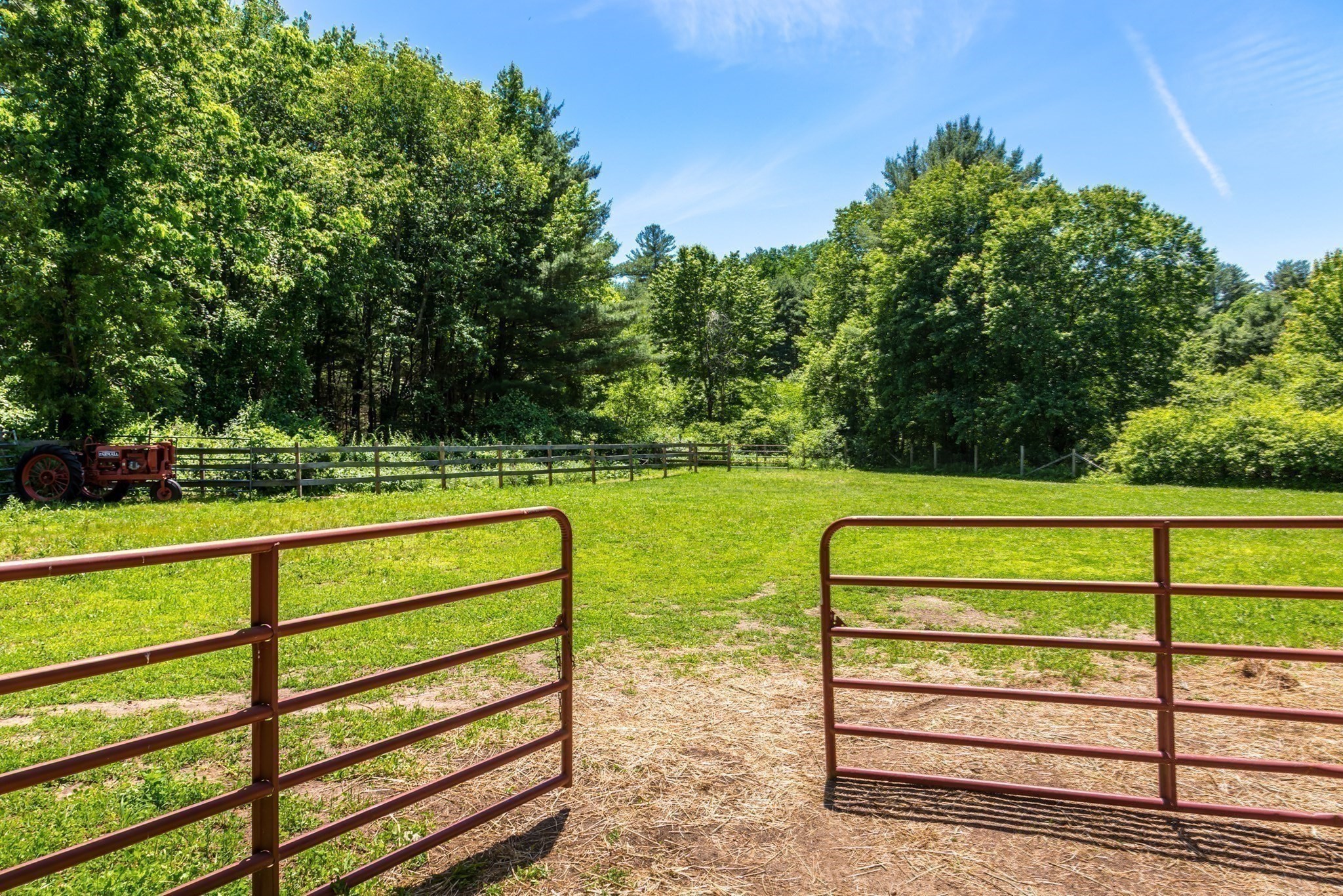 main property photo 36
