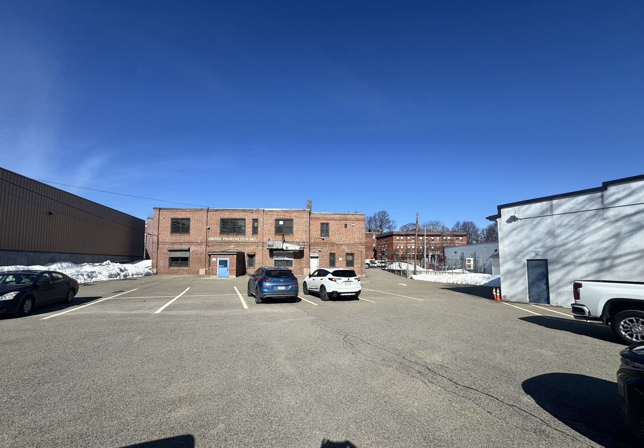 main property photo 8