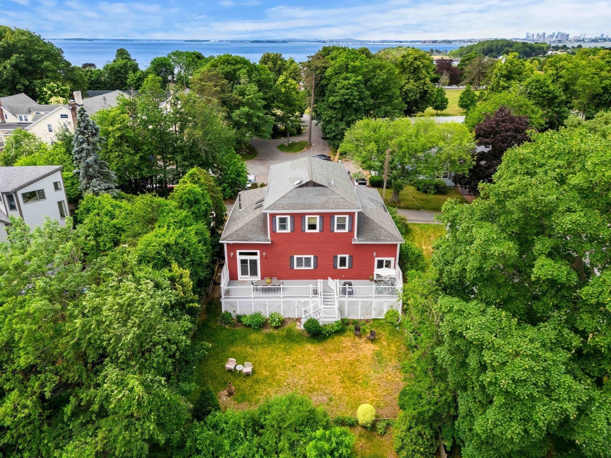 main property photo 37