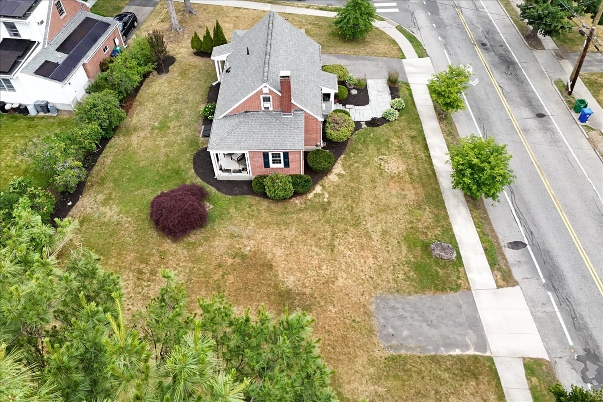 main property photo 35