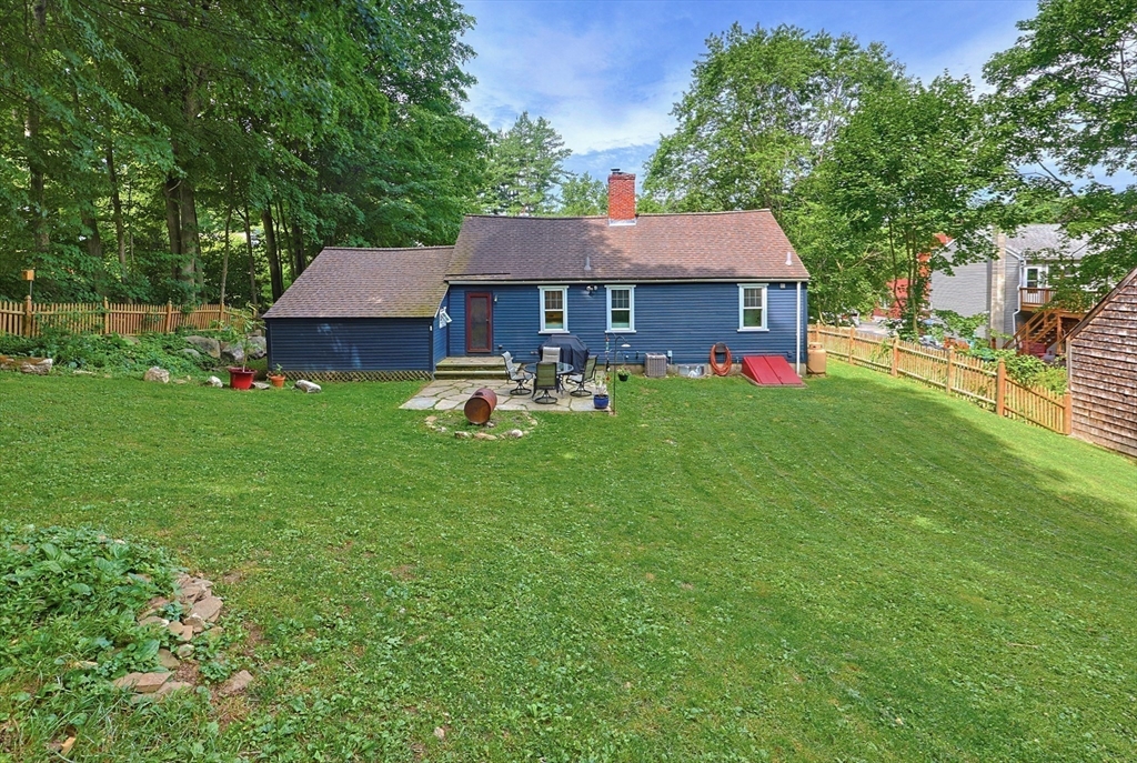 main property photo 28
