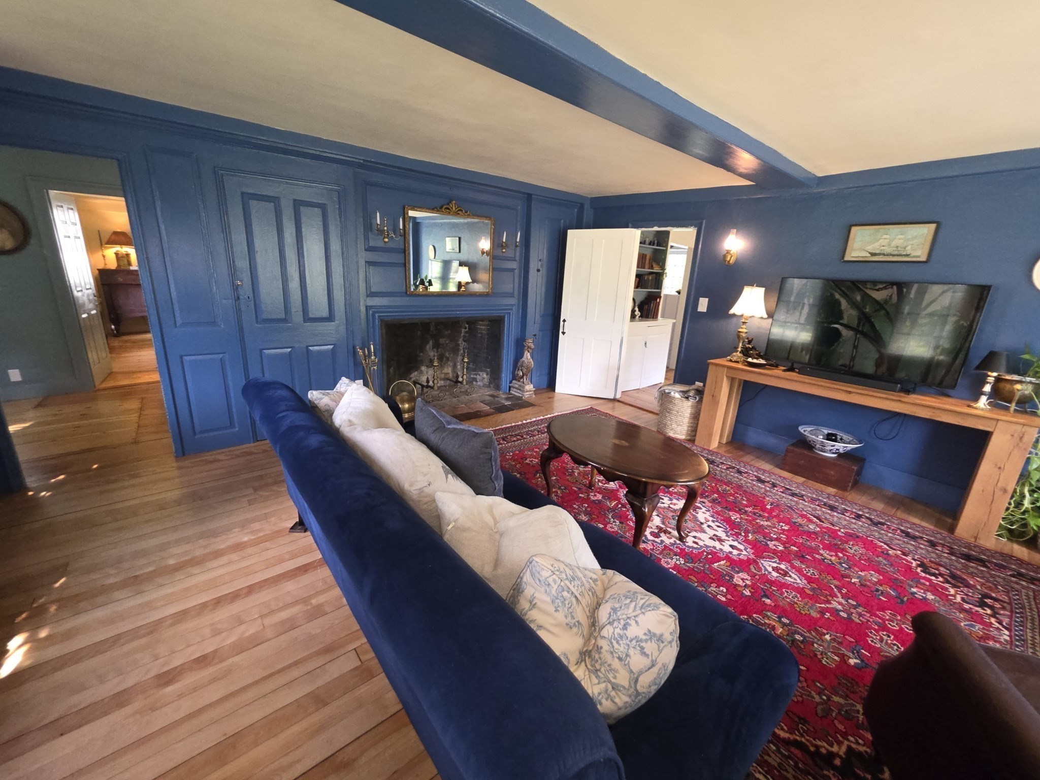 main property photo 17