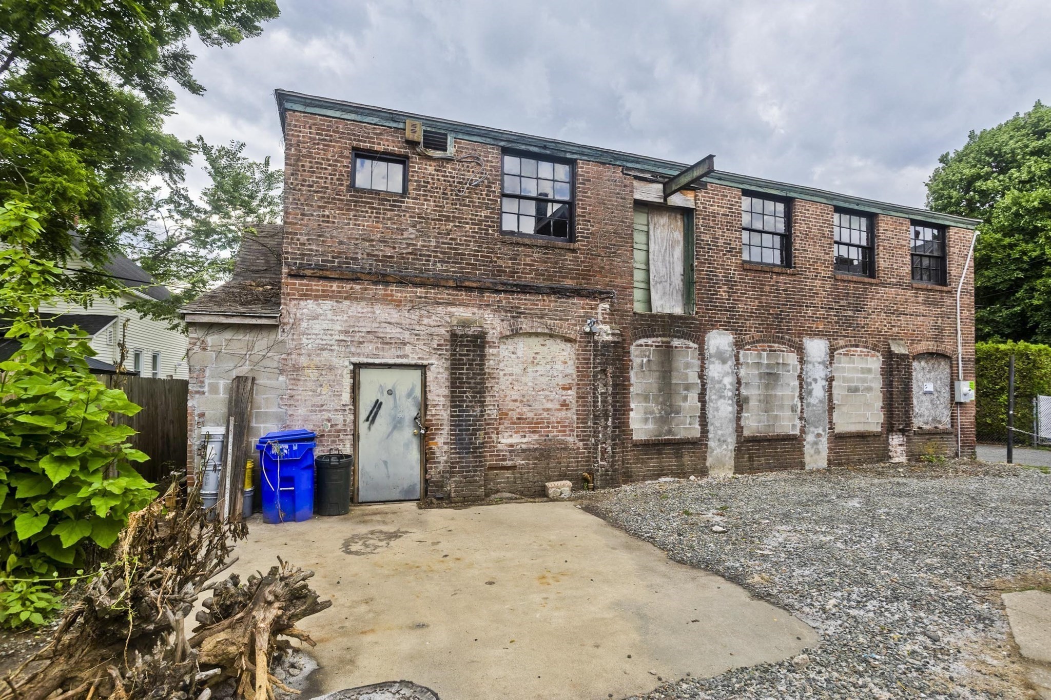main property photo 4