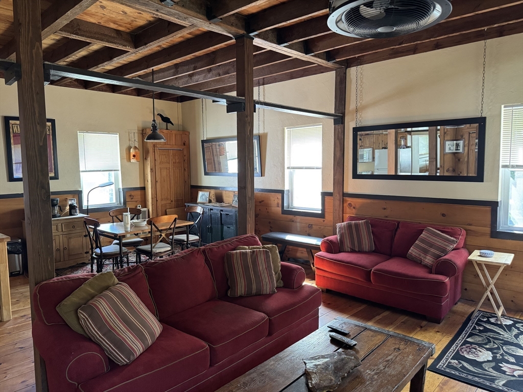 property viewer photo 1