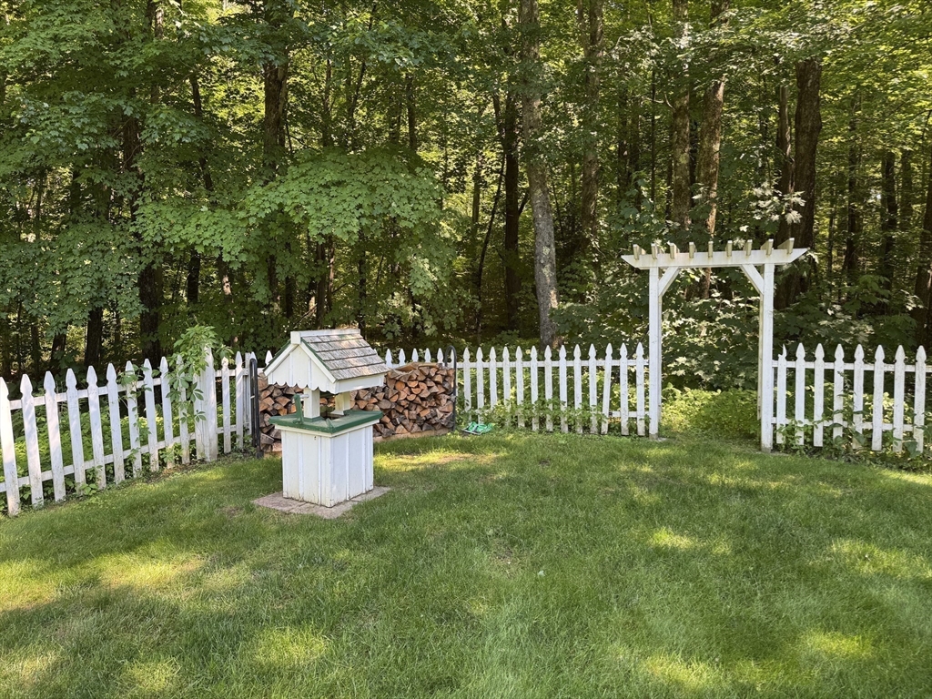 property viewer photo 12