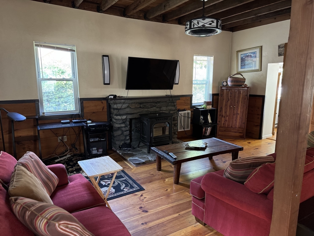property viewer photo 2