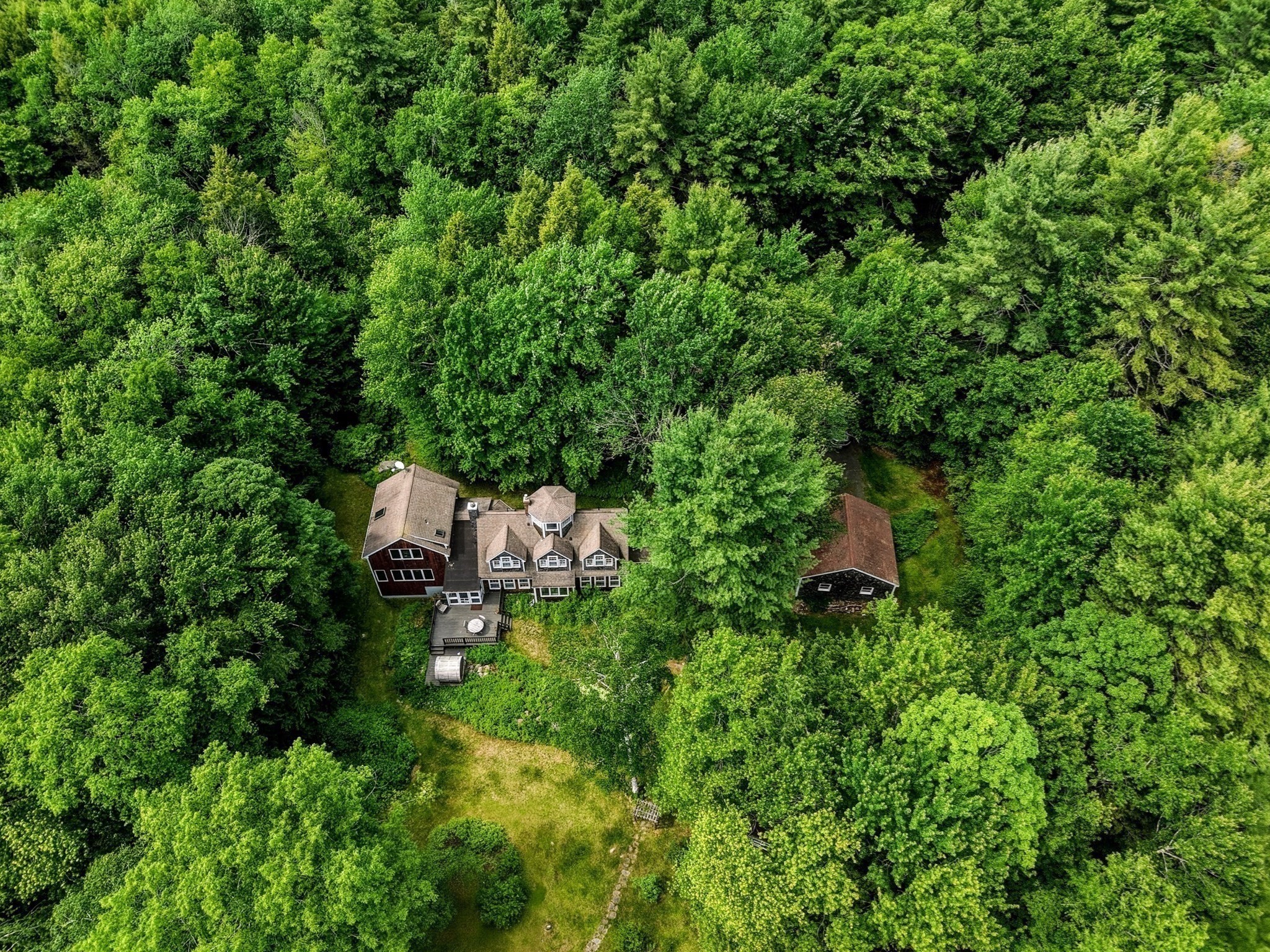 main property photo 31
