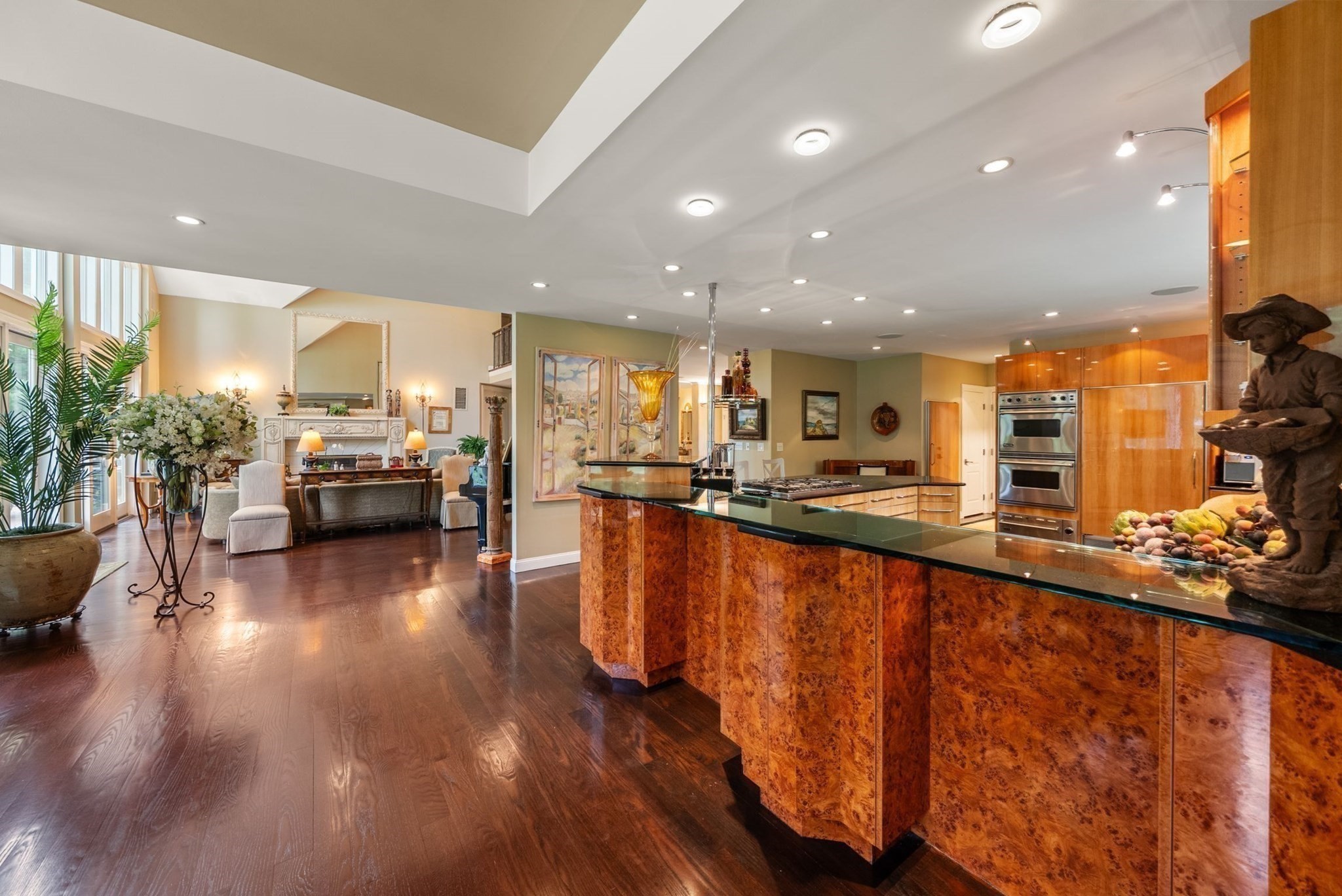 main property photo 14