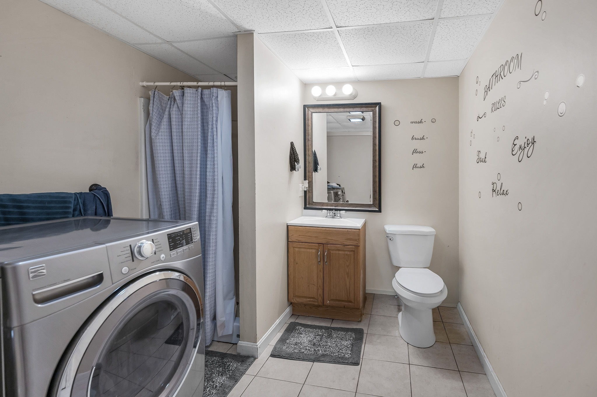 main property photo 13