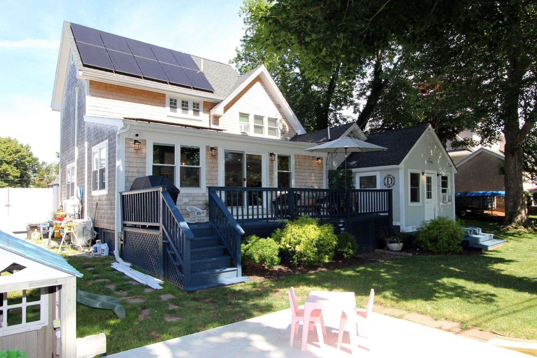 main property photo 28