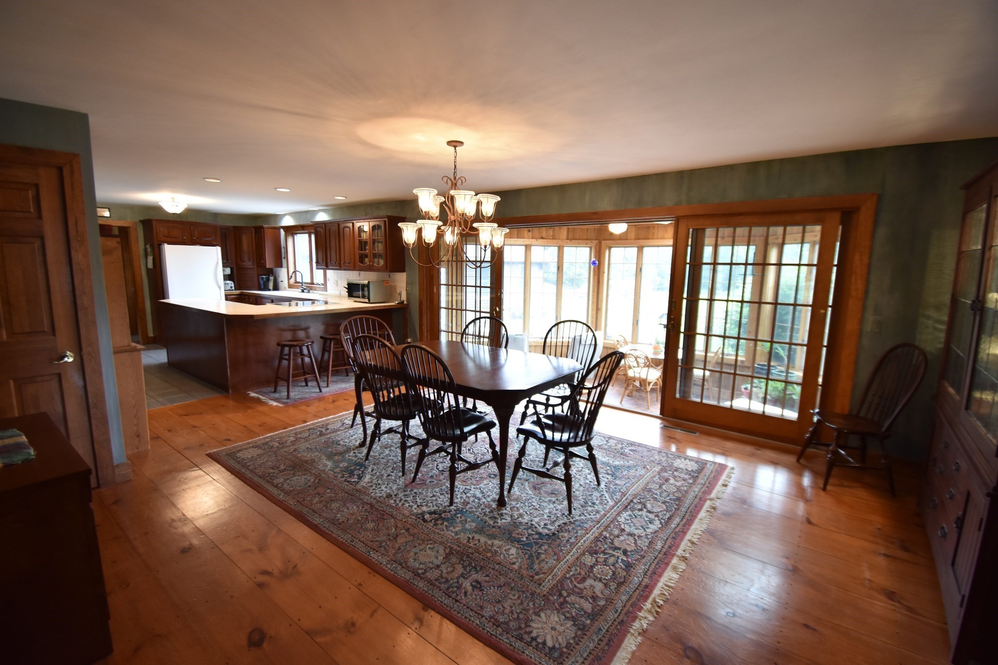 main property photo 25
