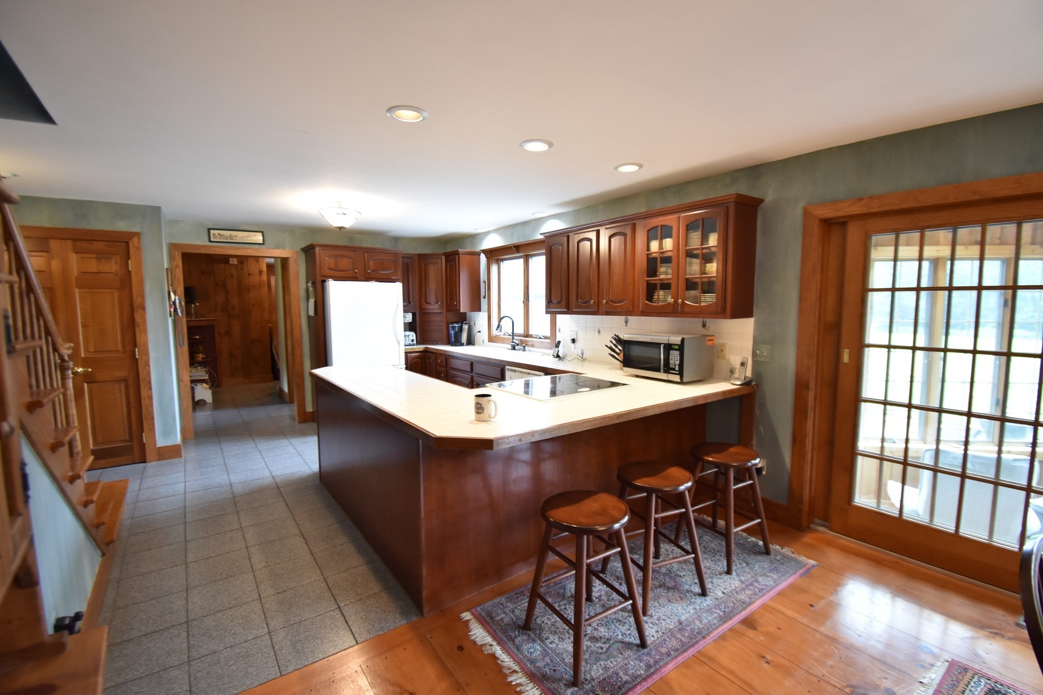 main property photo 6