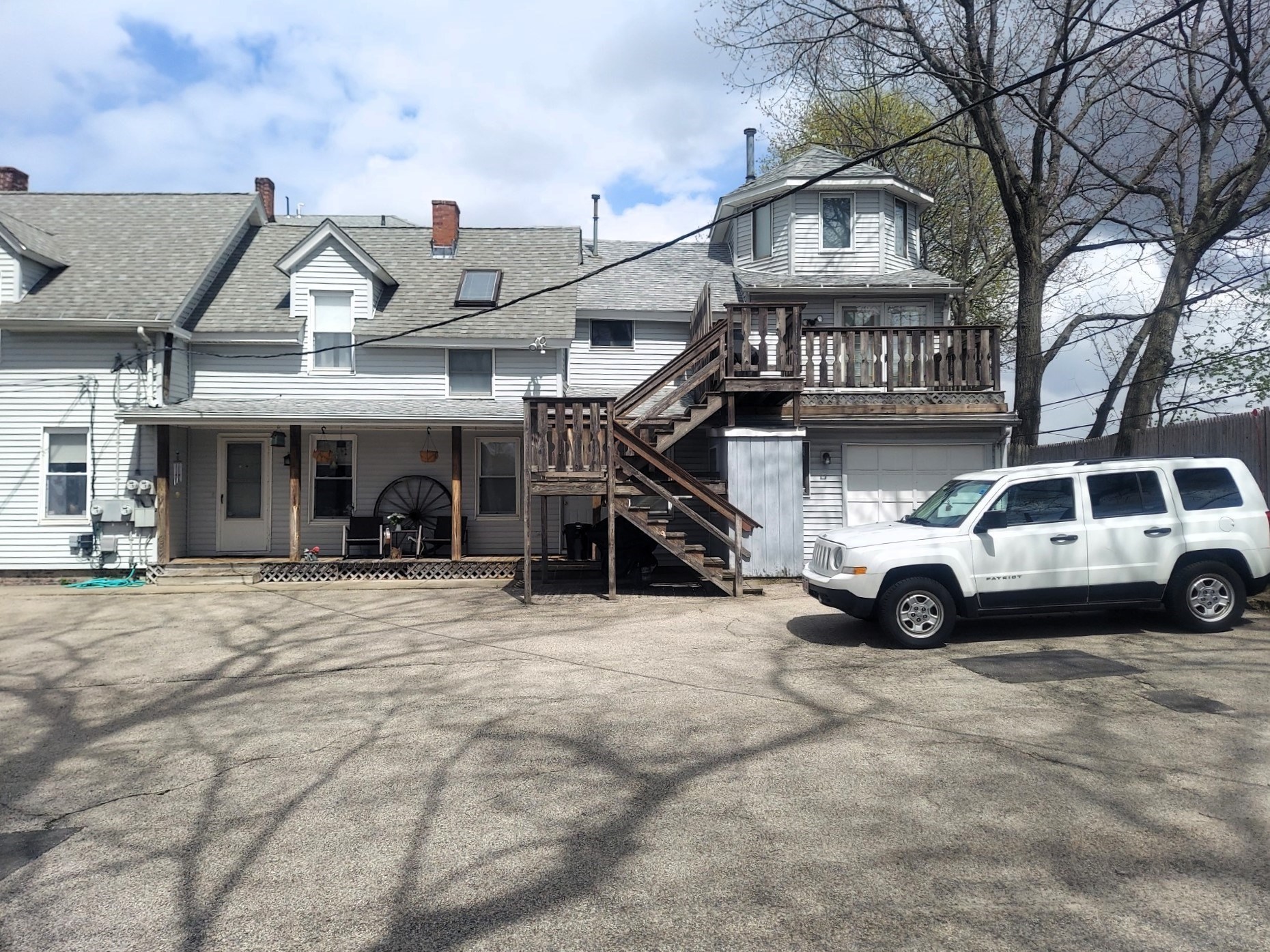 main property photo 3