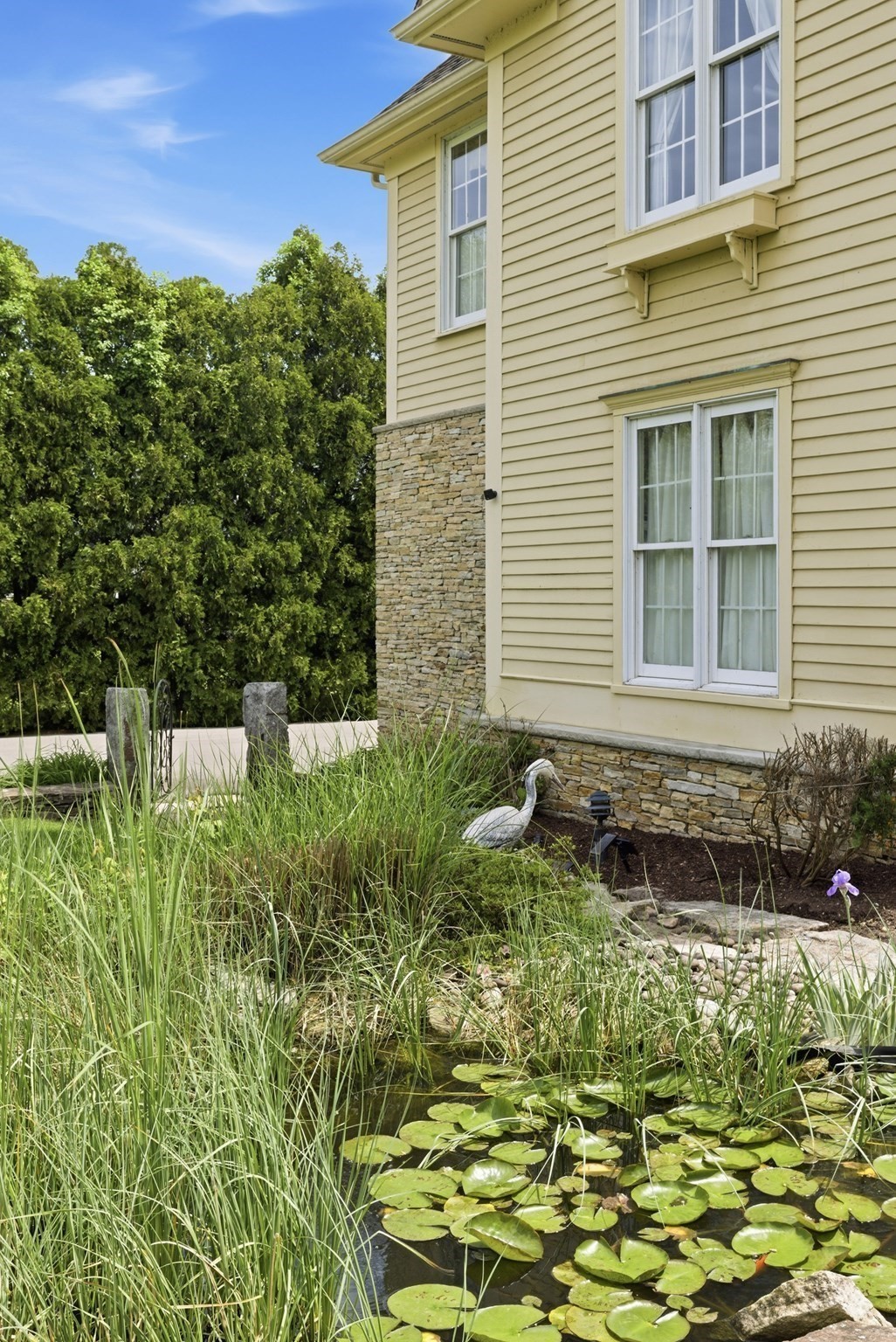main property photo 5